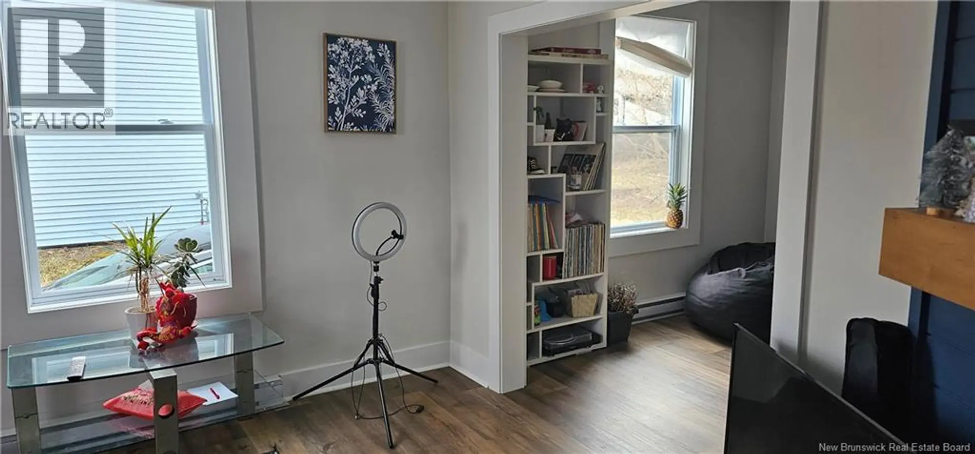496 Robinson - Image 3