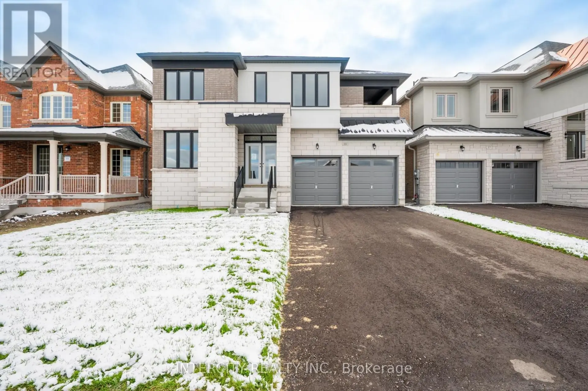 39 FATHER MUCKLE AVENUE - Image 1