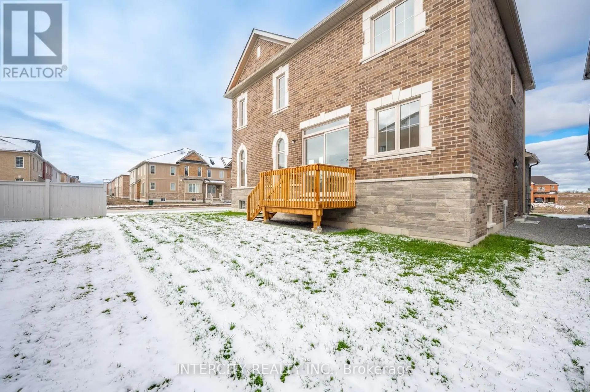 71 LORRAIN HAND AVENUE - Image 6