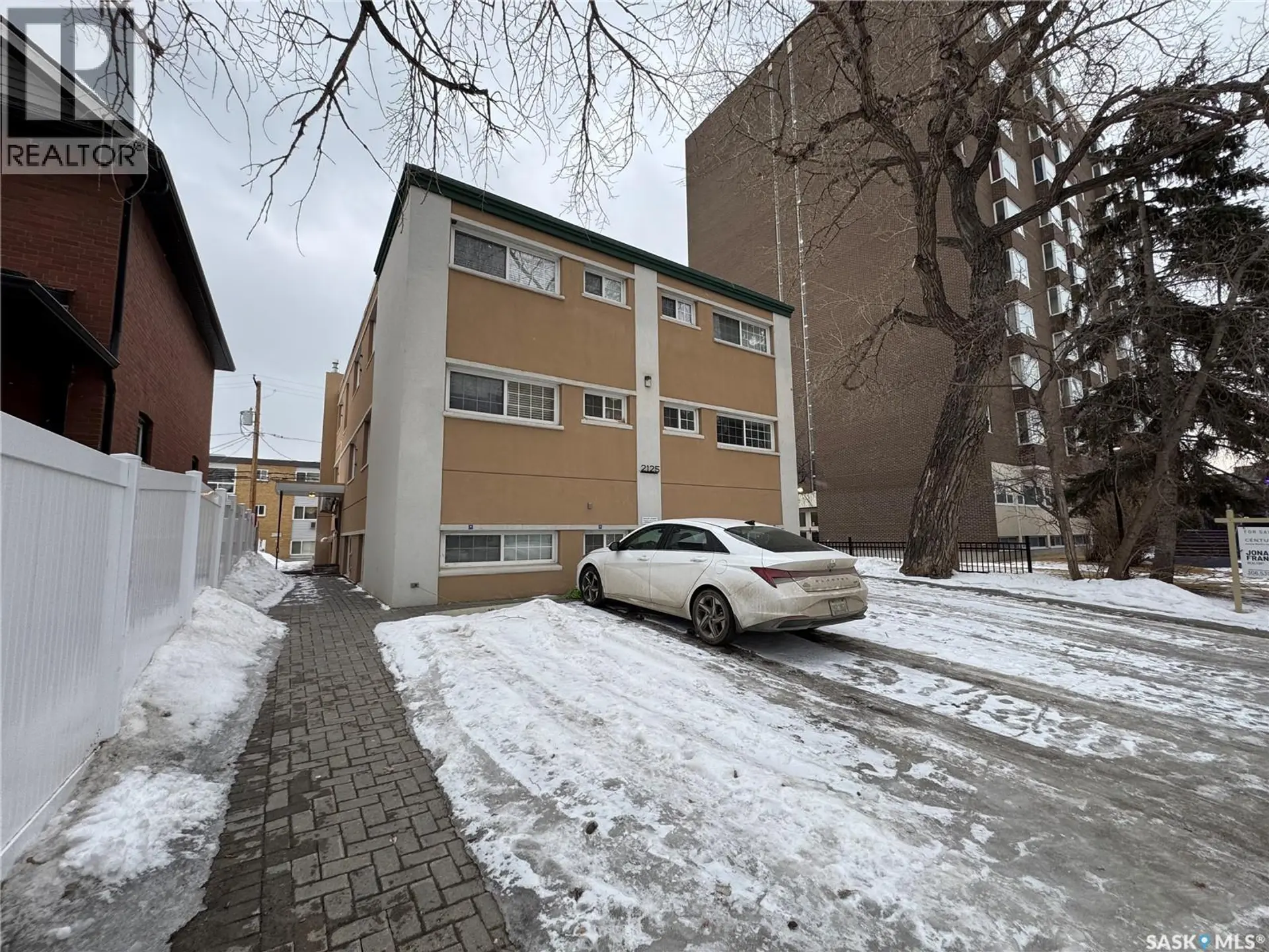 Property at #2A 2125 LORNE STREET, Regina, SK