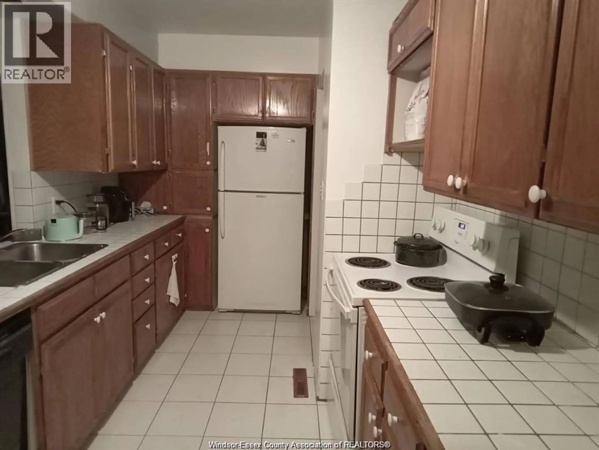 3277 DOMINION - Image 4