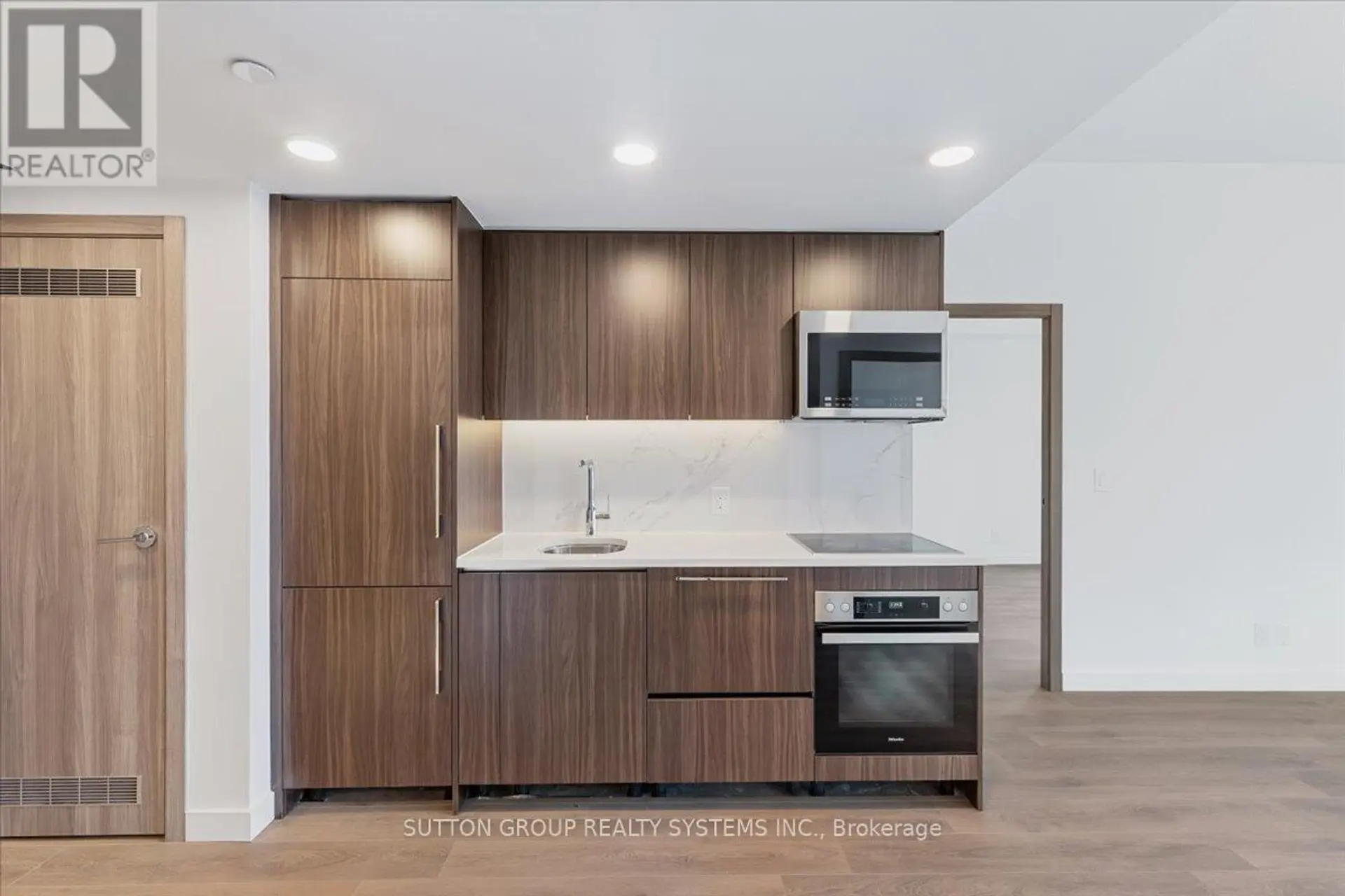 #2302 38 WIDMER STREET - Image 4
