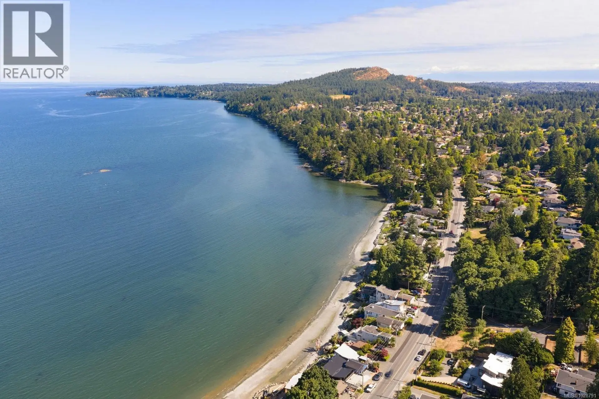 Property at 5015 CORDOVA BAY RD, Saanich, BC