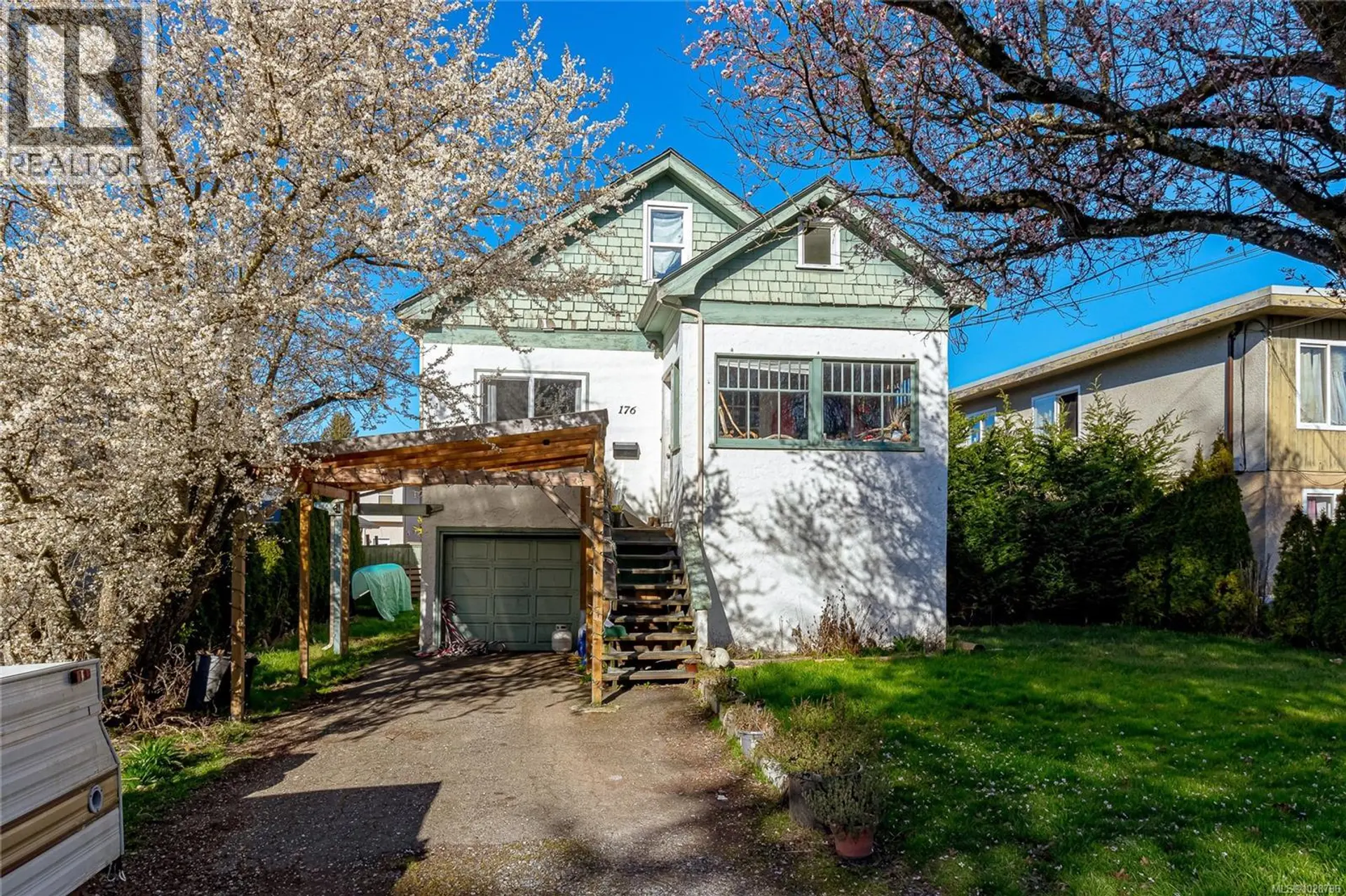 Property at 176 Regina Ave, Saanich, BC