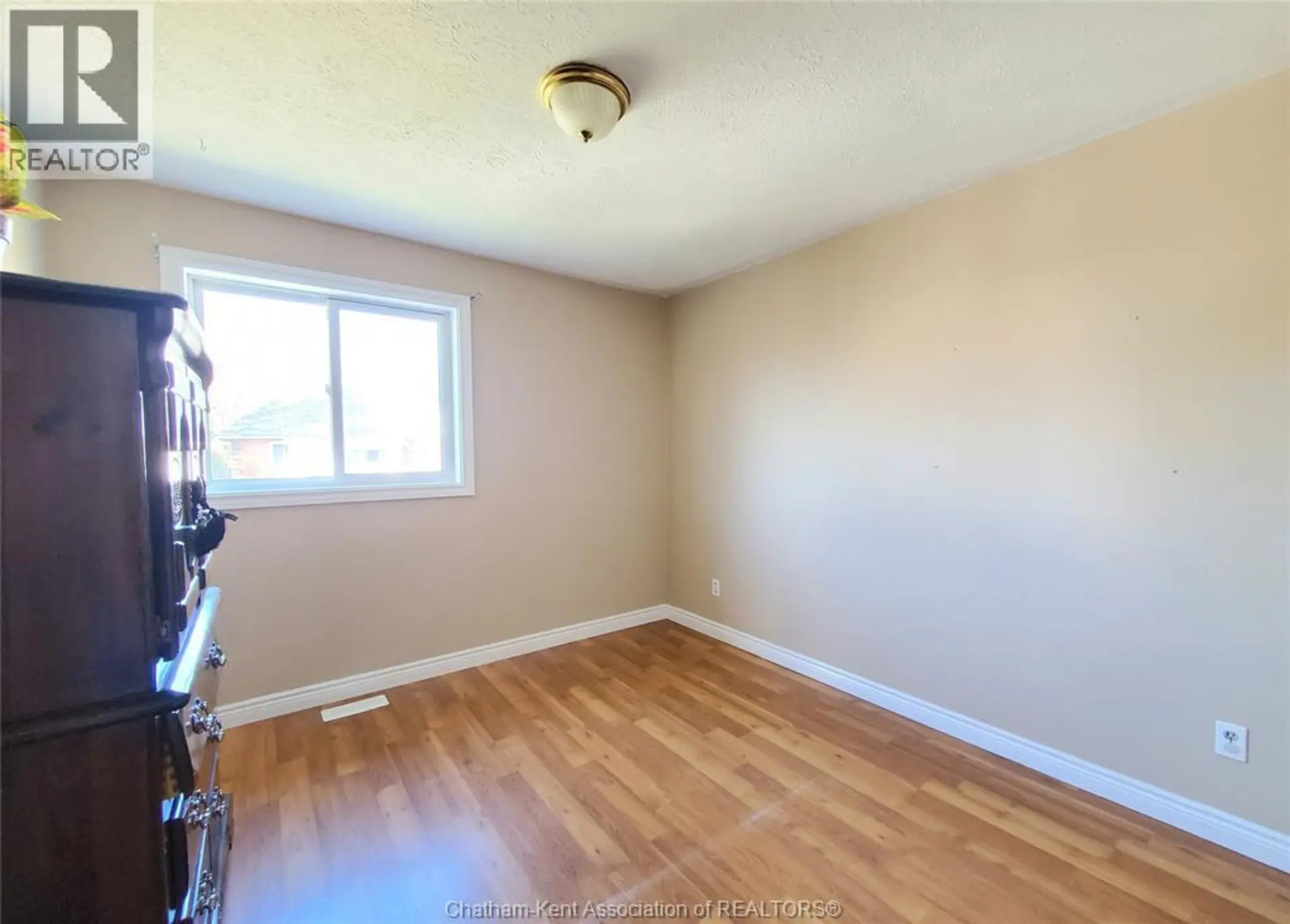 71 Spencer AVENUE - Image 12