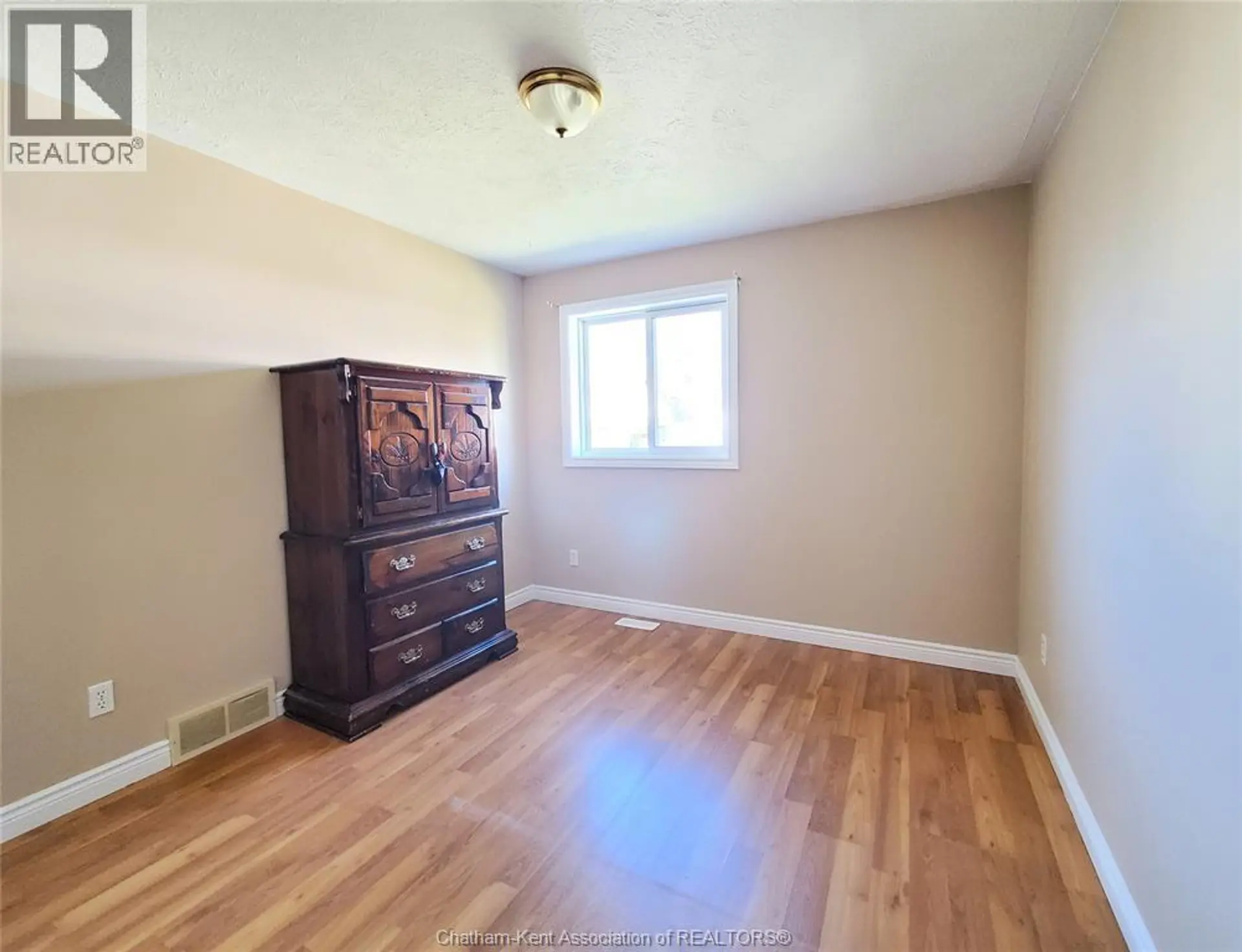 71 Spencer AVENUE - Image 13