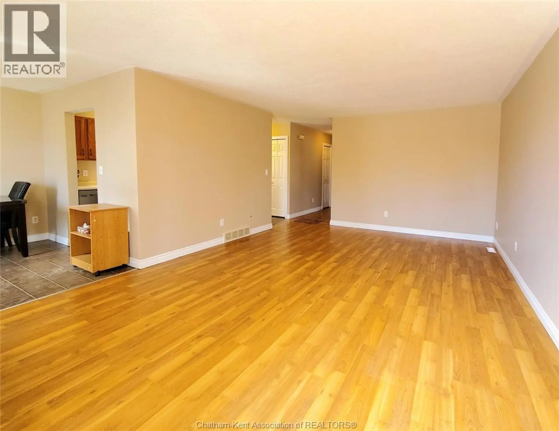 71 Spencer AVENUE - Image 9