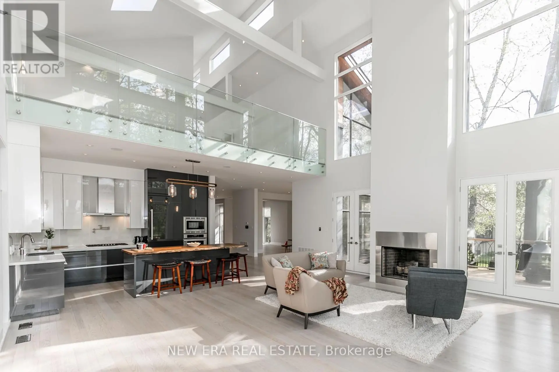 767 CEDARVALE DRIVE - Image 1