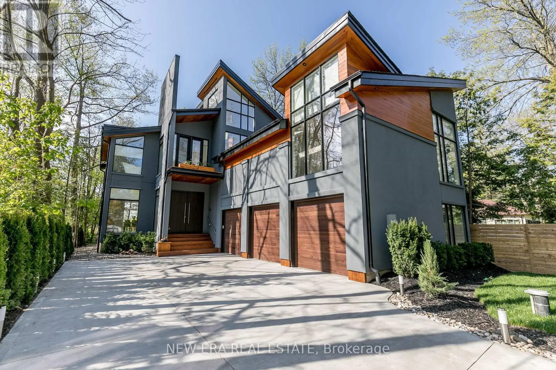 767 CEDARVALE DRIVE - Image 17