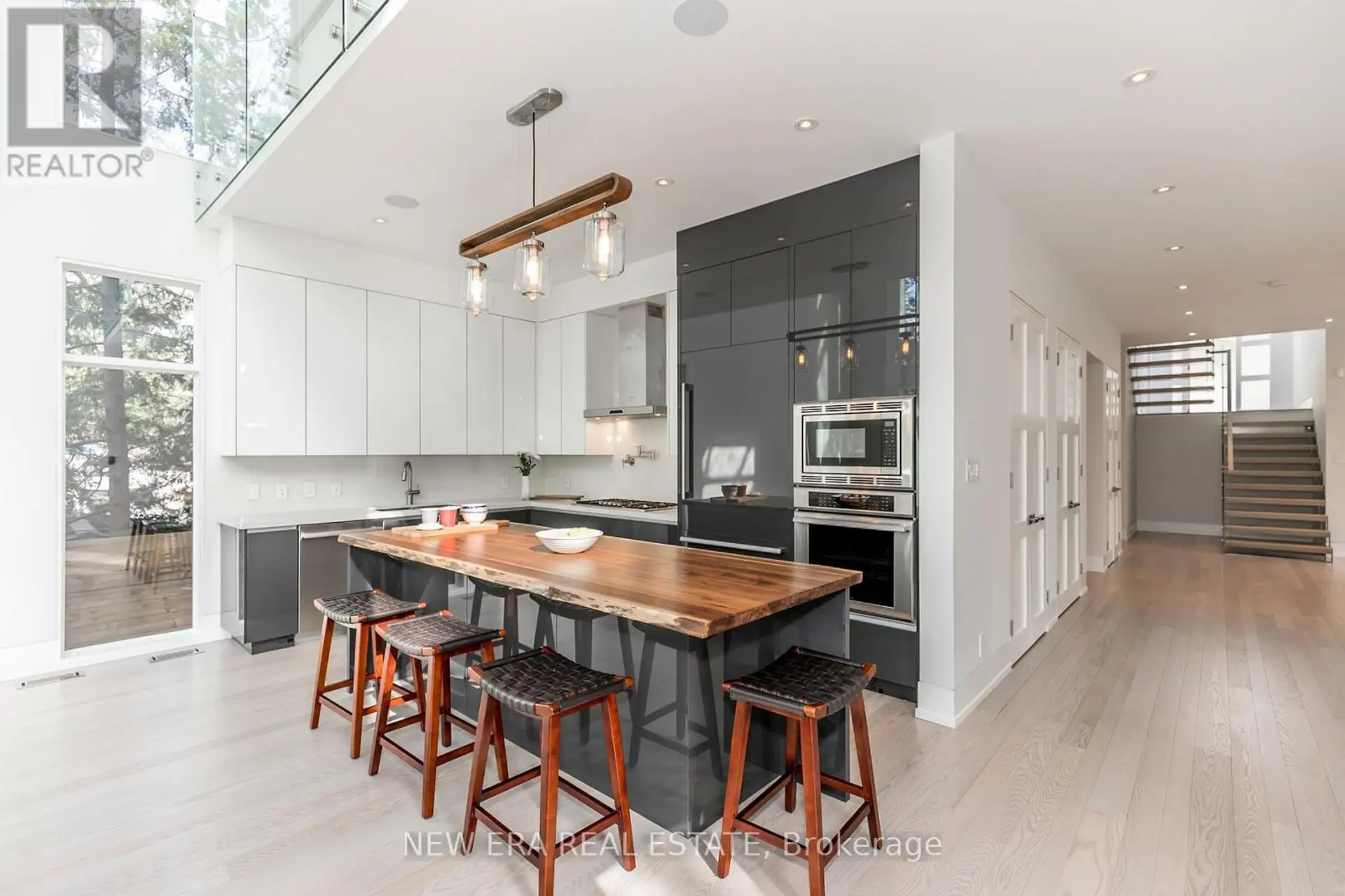 767 CEDARVALE DRIVE - Image 3