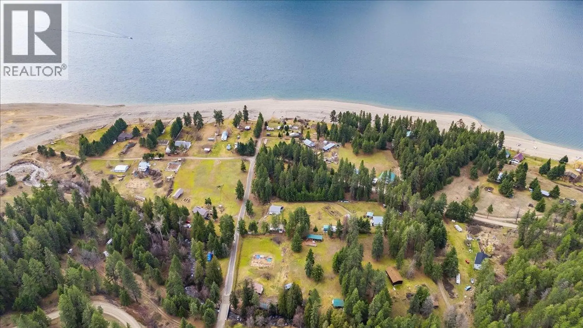 Property at 7515 Broadwater Road, Castlegar, BC