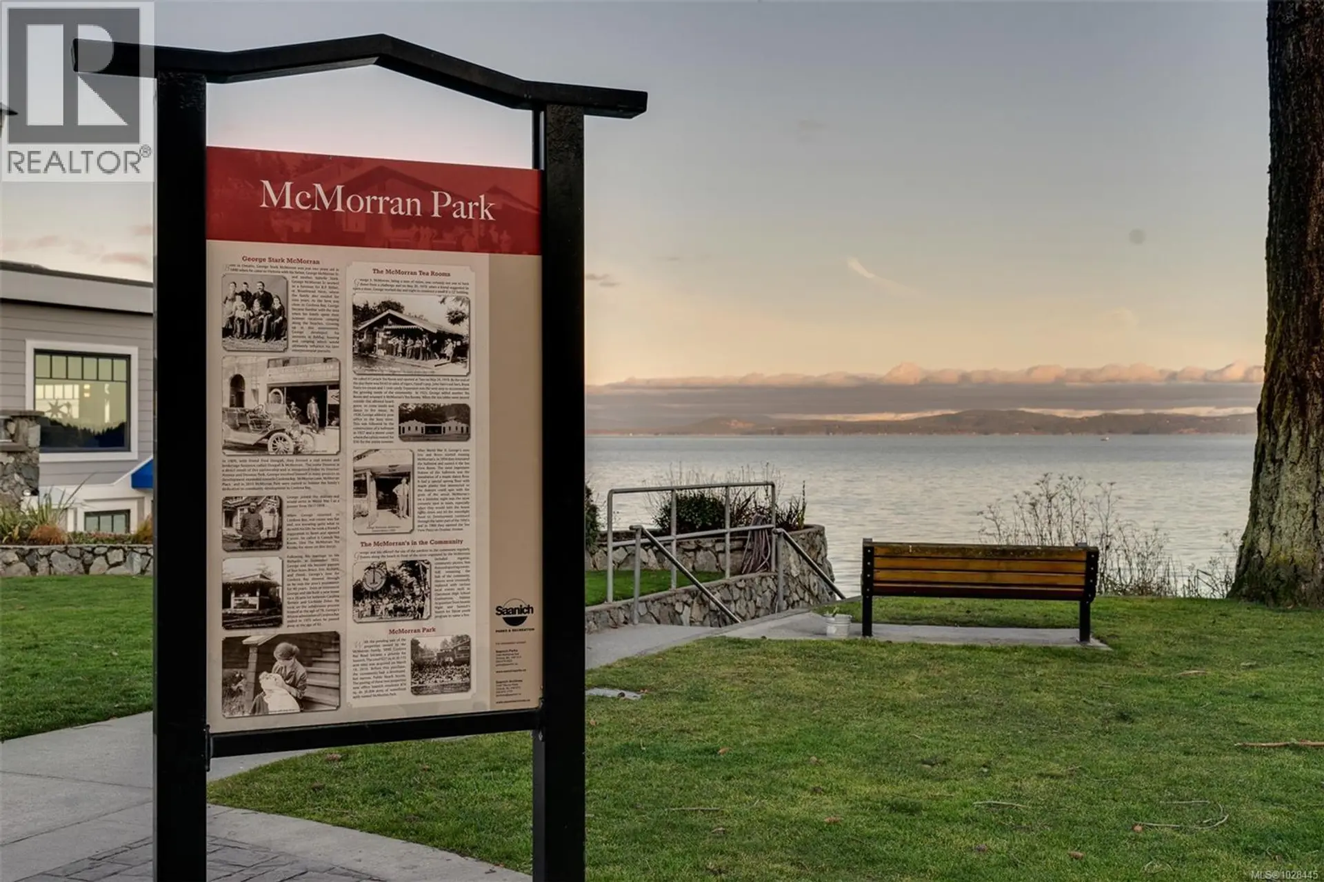 Property at 5090 CORDOVA BAY RD, Saanich, BC