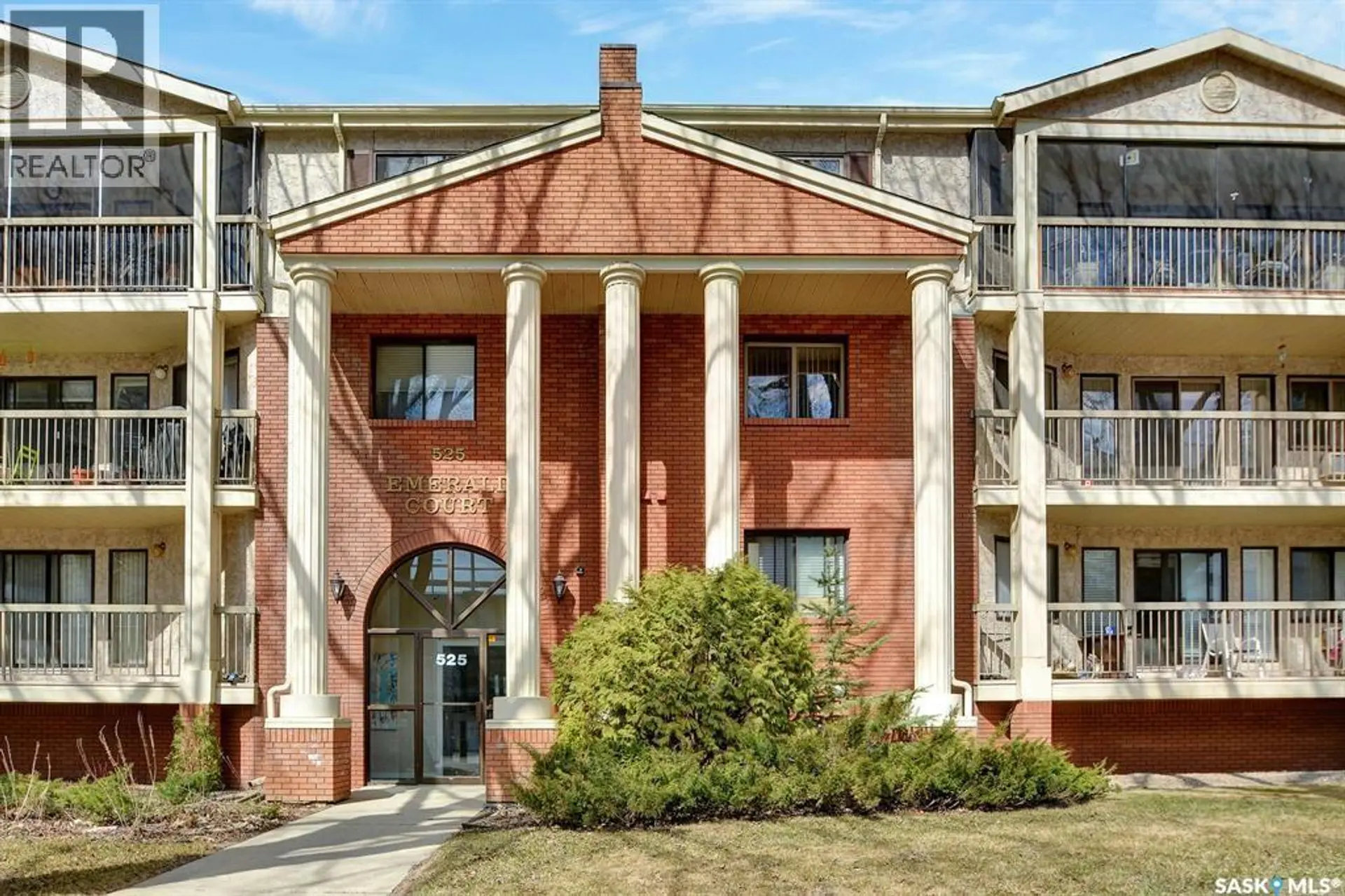 #209 525 5TH AVENUE N - Image 1
