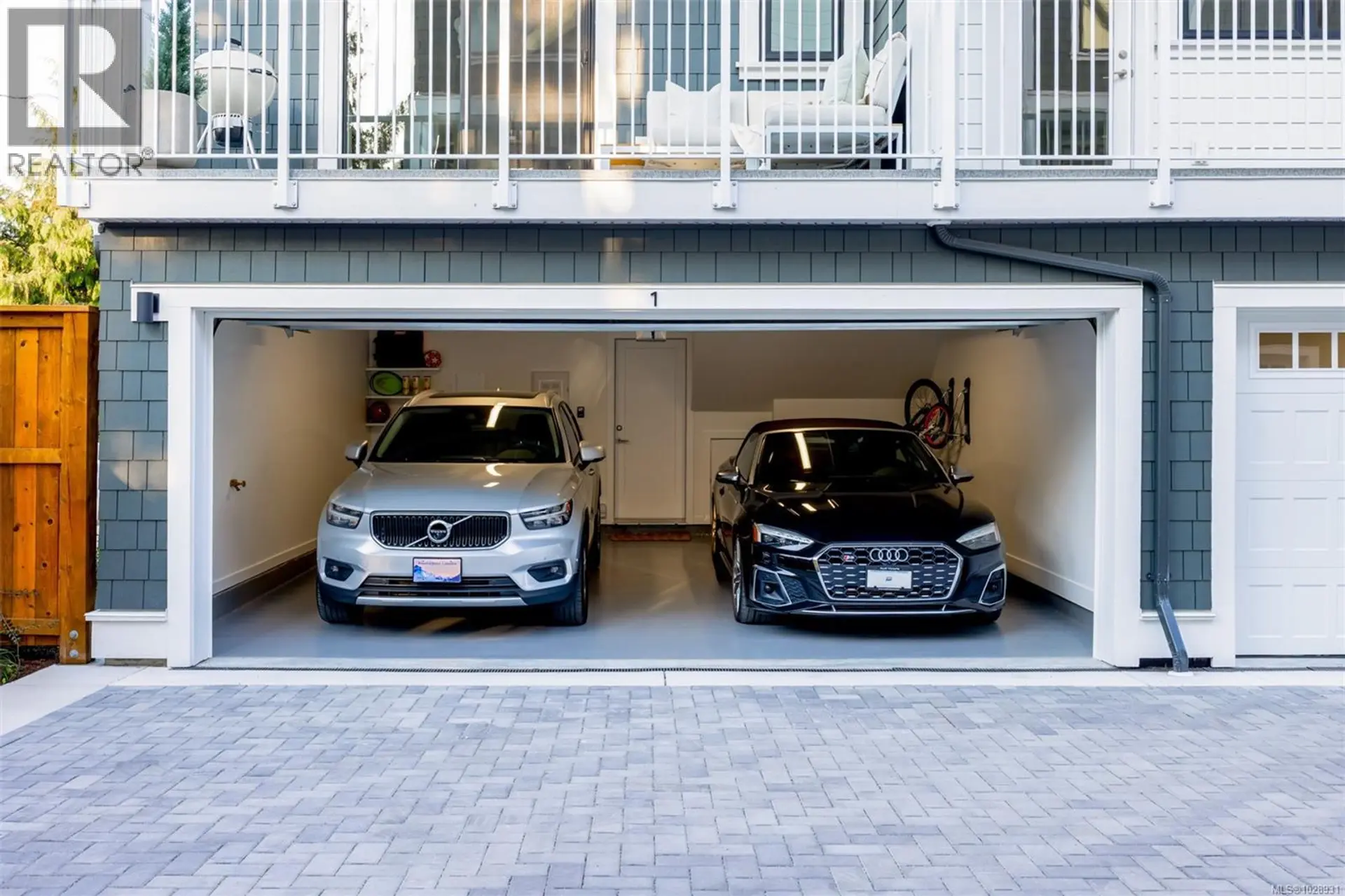 Property at #TH15 3450 WHITTIER AVE, Saanich, BC