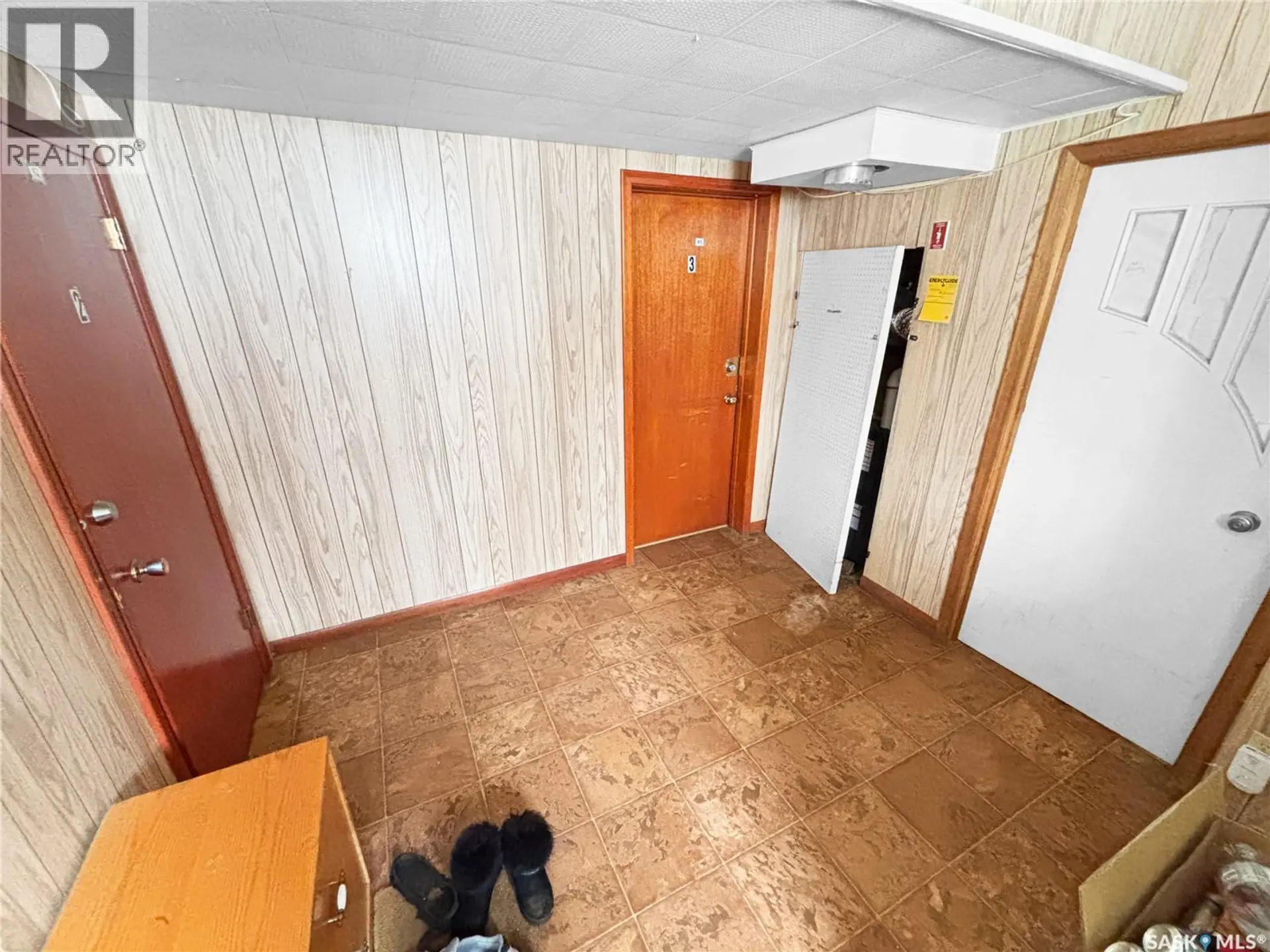 1623 19th STREET W - Image 11