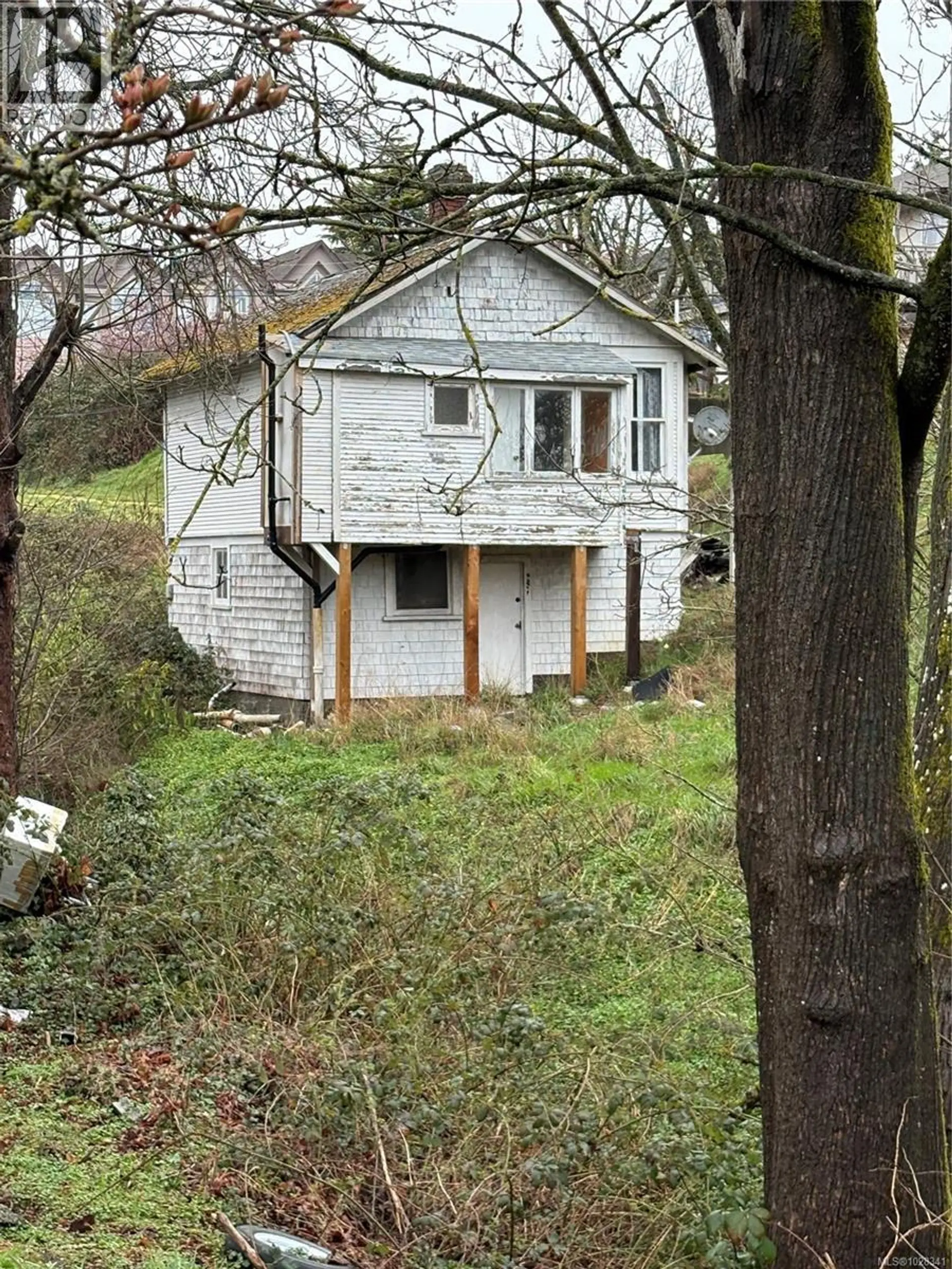 Property at 3135 WASHINGTON AVE, Victoria, BC