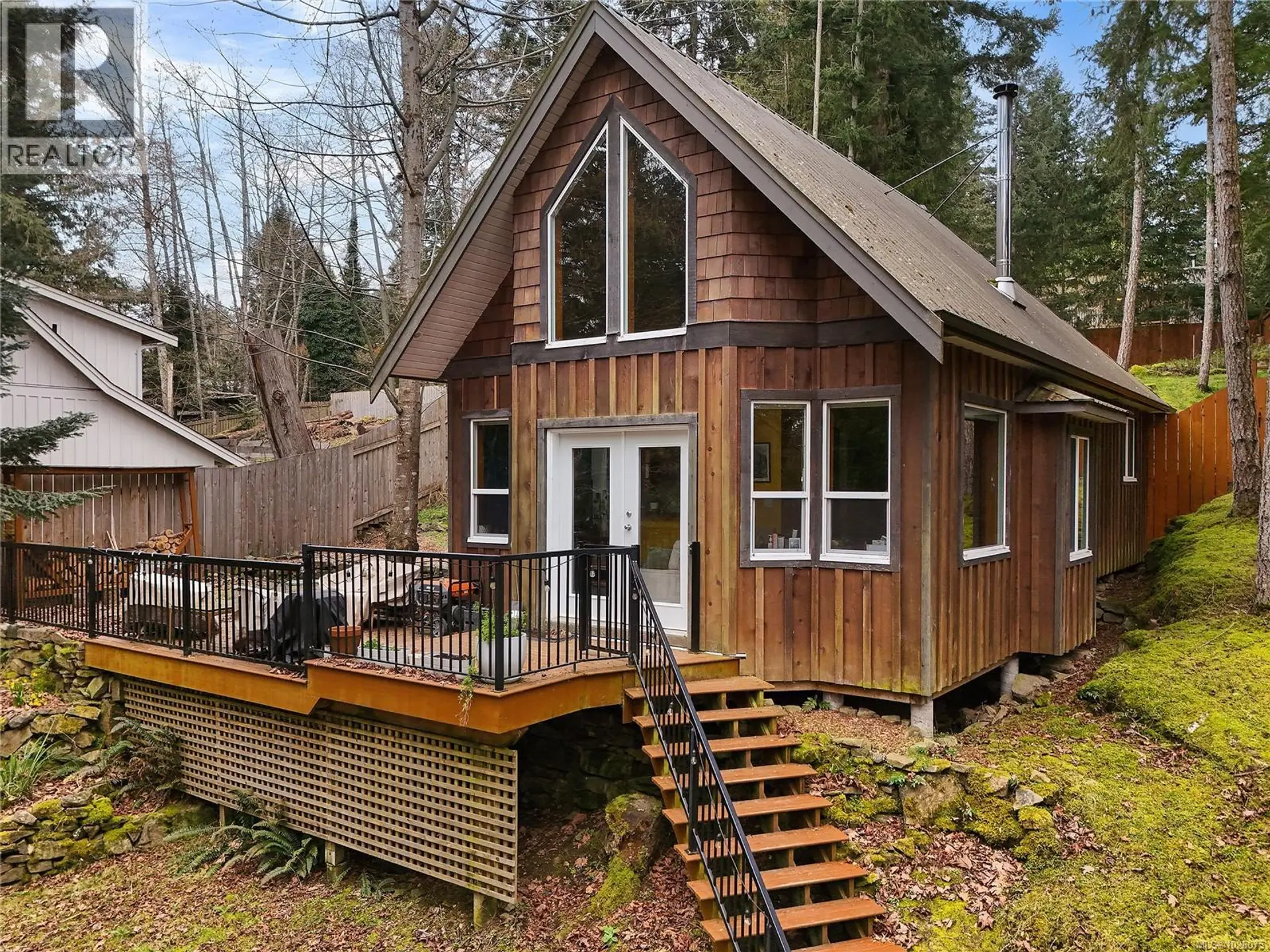 Property at 254 Mariners Way, Mayne Island, BC