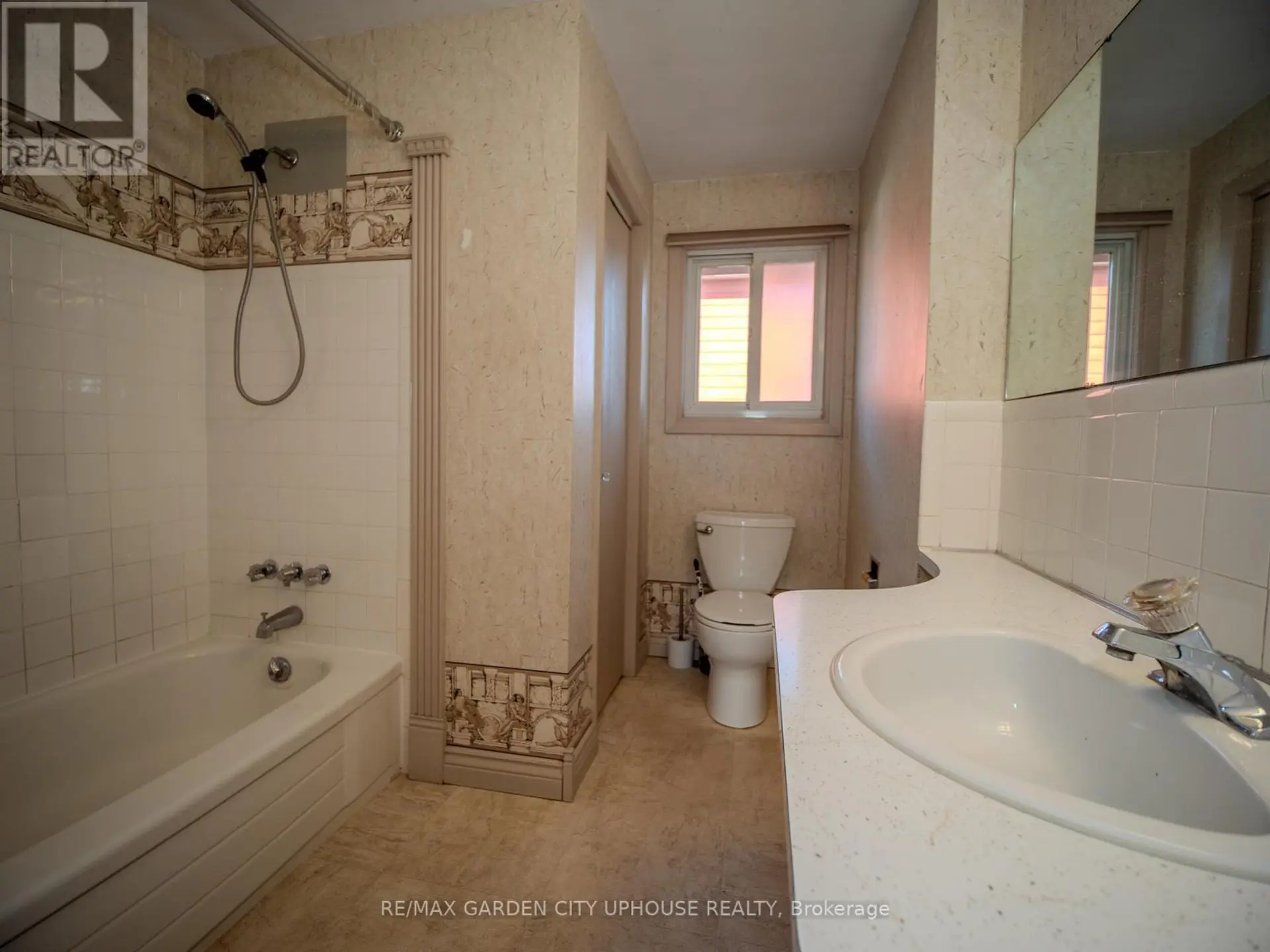 4430 DOVEWOOD DRIVE - Image 7