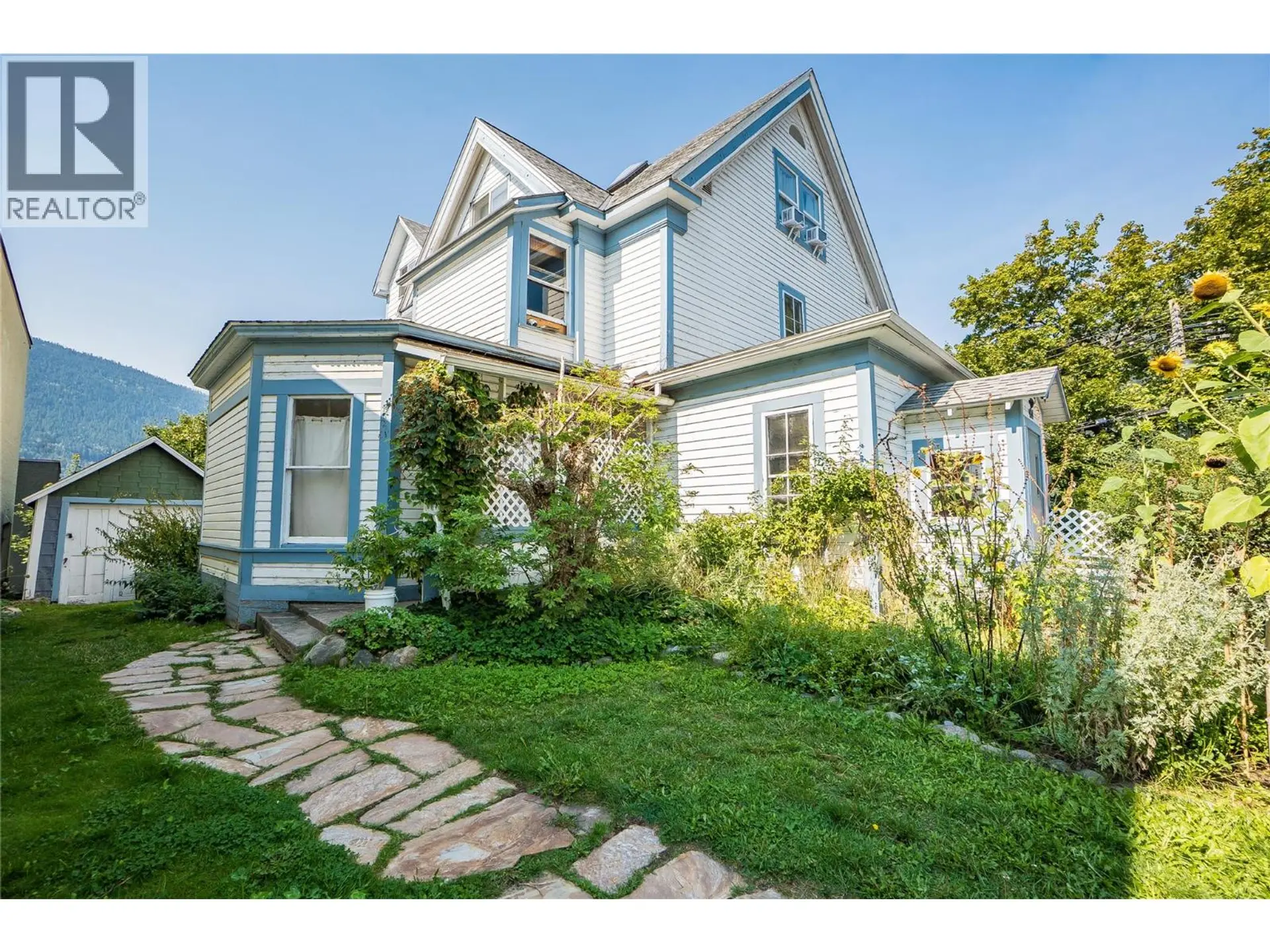 Property at 414 Falls Street, Nelson, BC