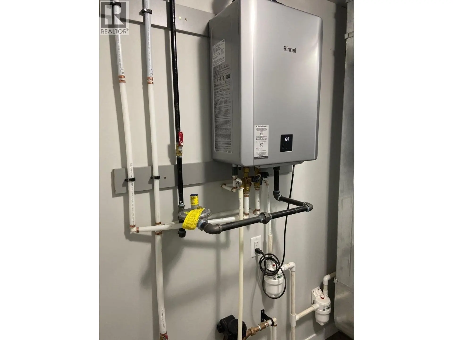 Property at 3850-3854 GLENDALE DRIVE, Prince George, BC