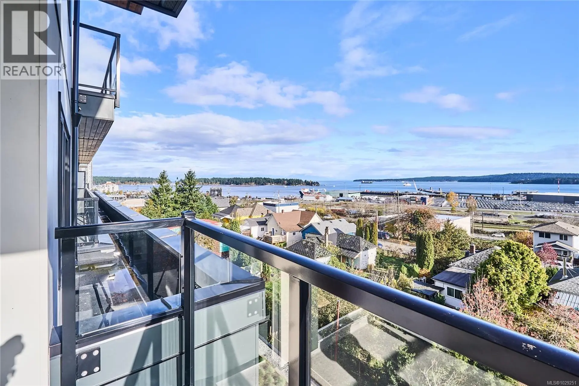 Property at #405 45 Haliburton St, Nanaimo, BC