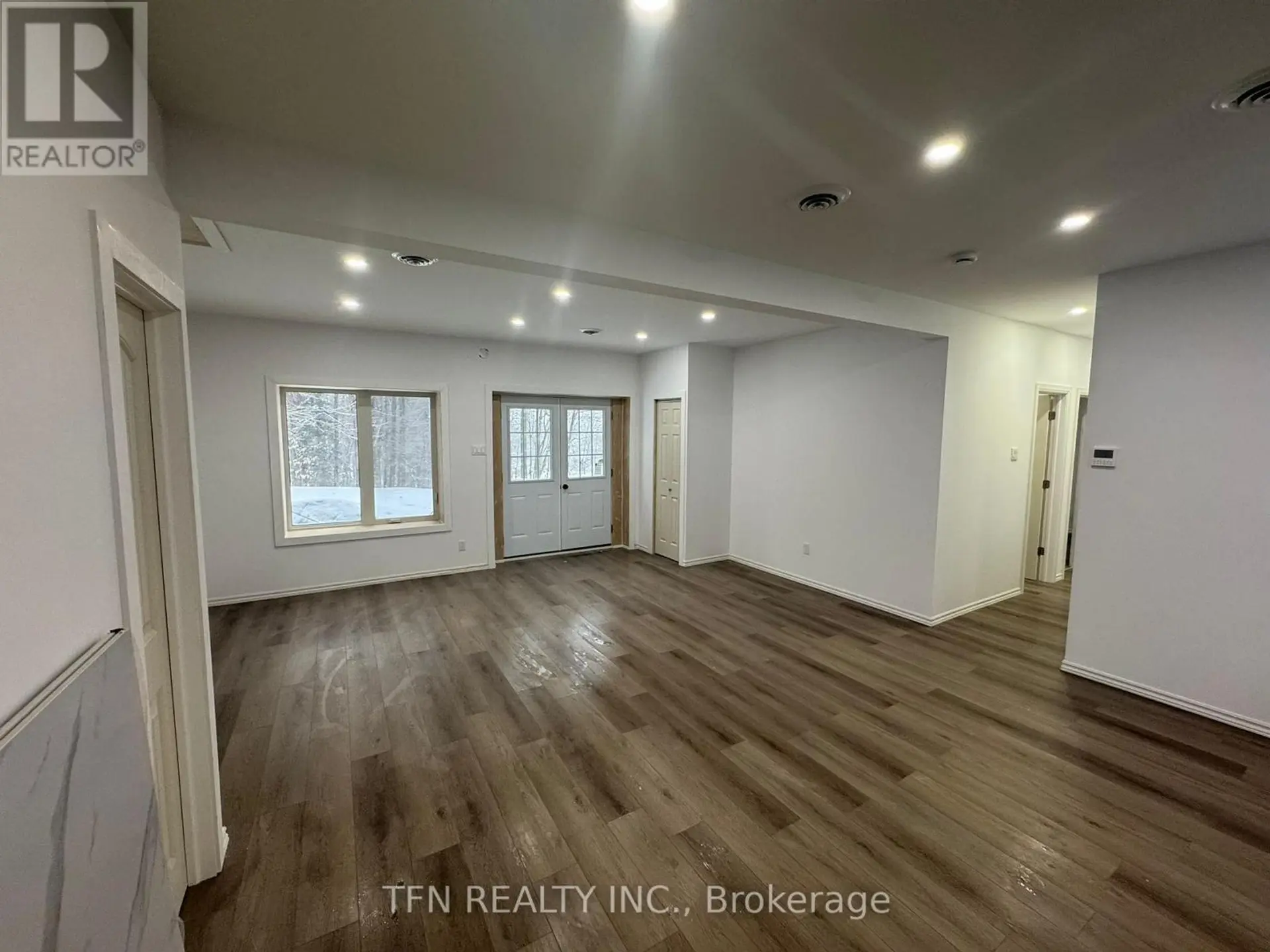 385 GABLES ROAD - Image 6