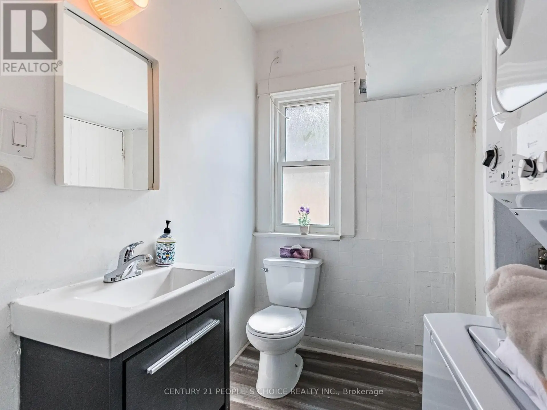 5001 KITCHENER STREET - Image 8