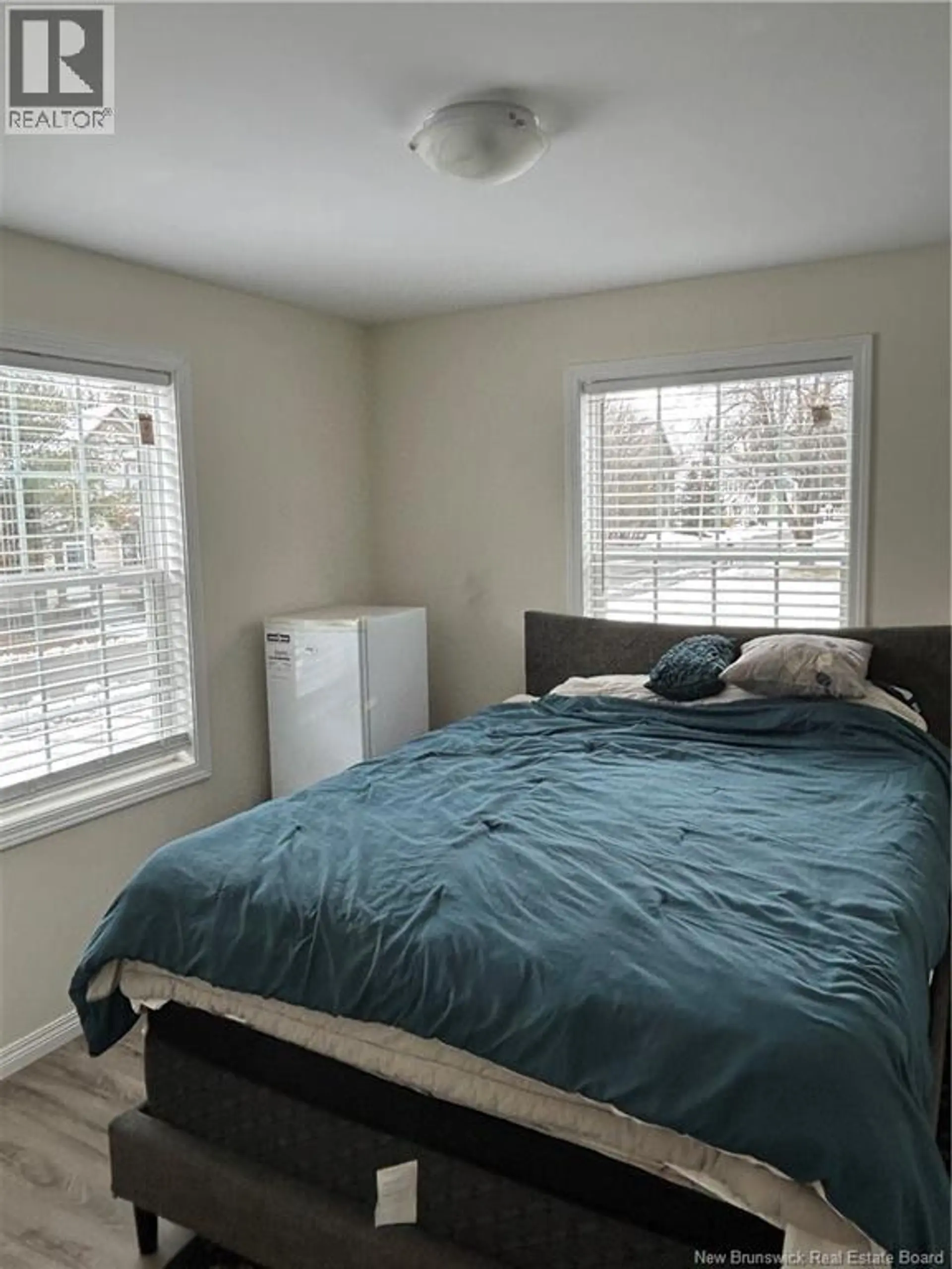 103 QUEENSWAY STREET - Image 7