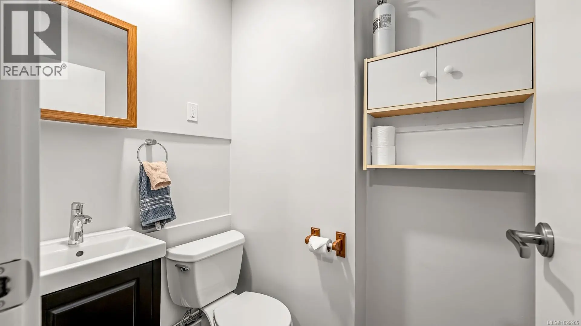 Property at #A 2052 1ST ST, Courtenay, BC