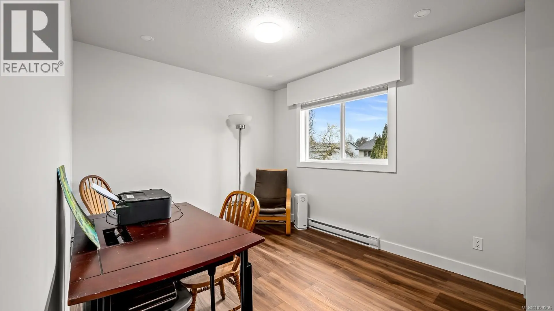 Property at #A 2052 1ST ST, Courtenay, BC