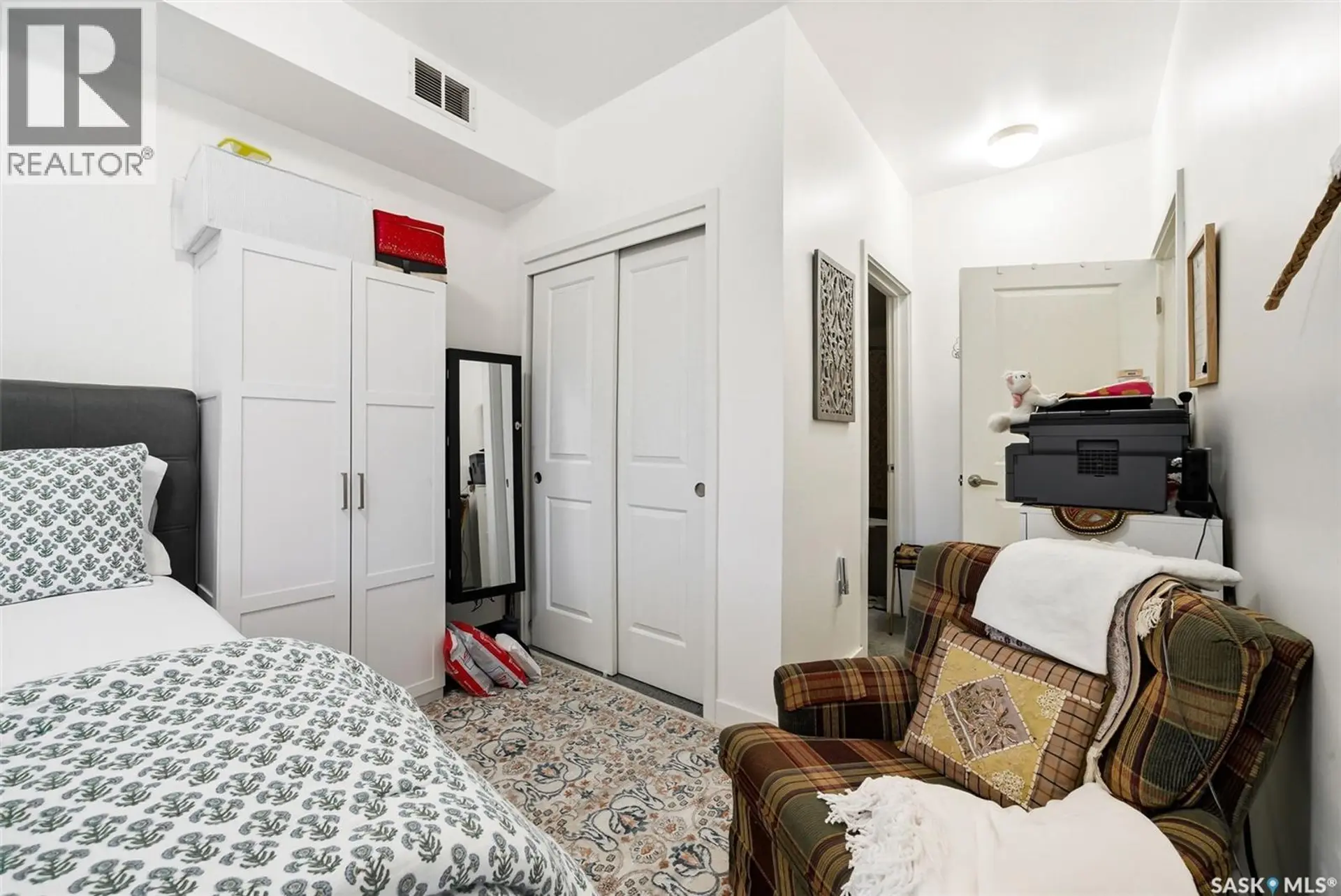 #208 2255 Angus STREET - Image 12