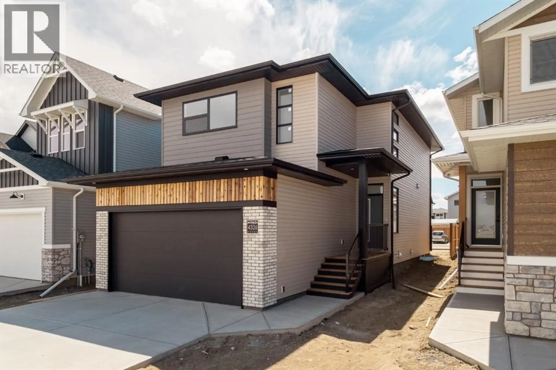 4340 25 AVENUE S - Image 1