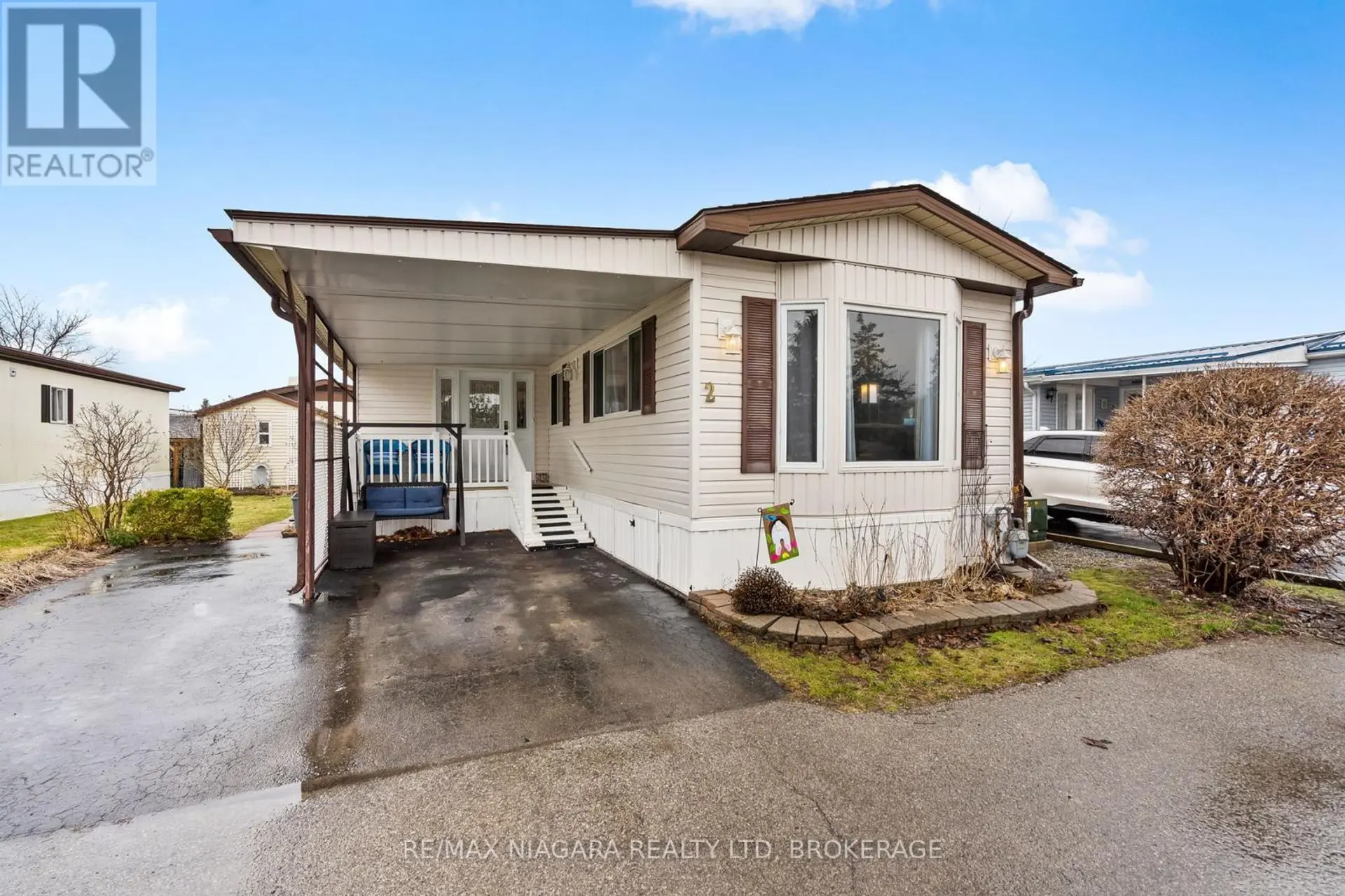3033 TOWNLINE ROAD - Image 1
