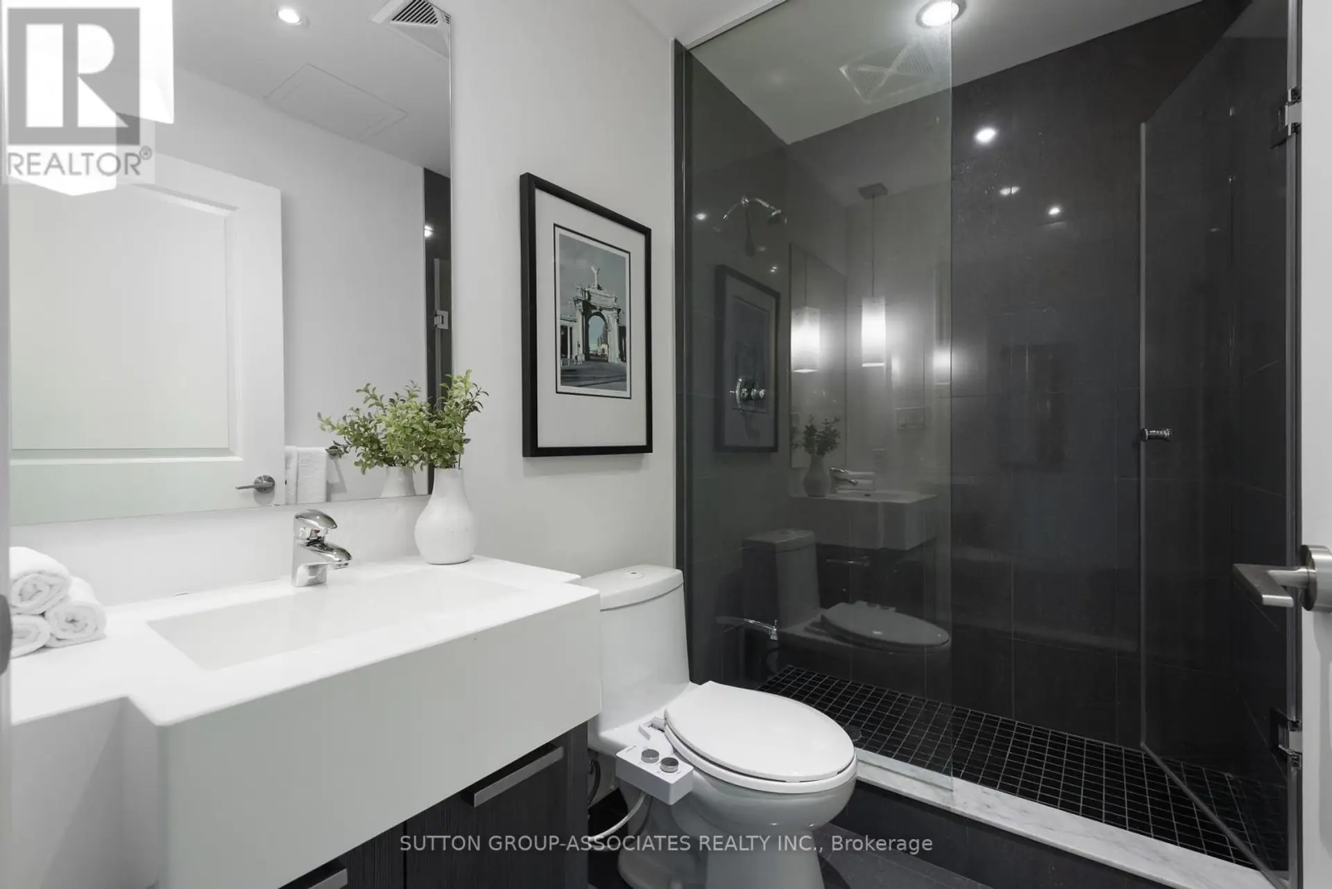 #3212 8 THE ESPLANADE AVENUE - Image 11