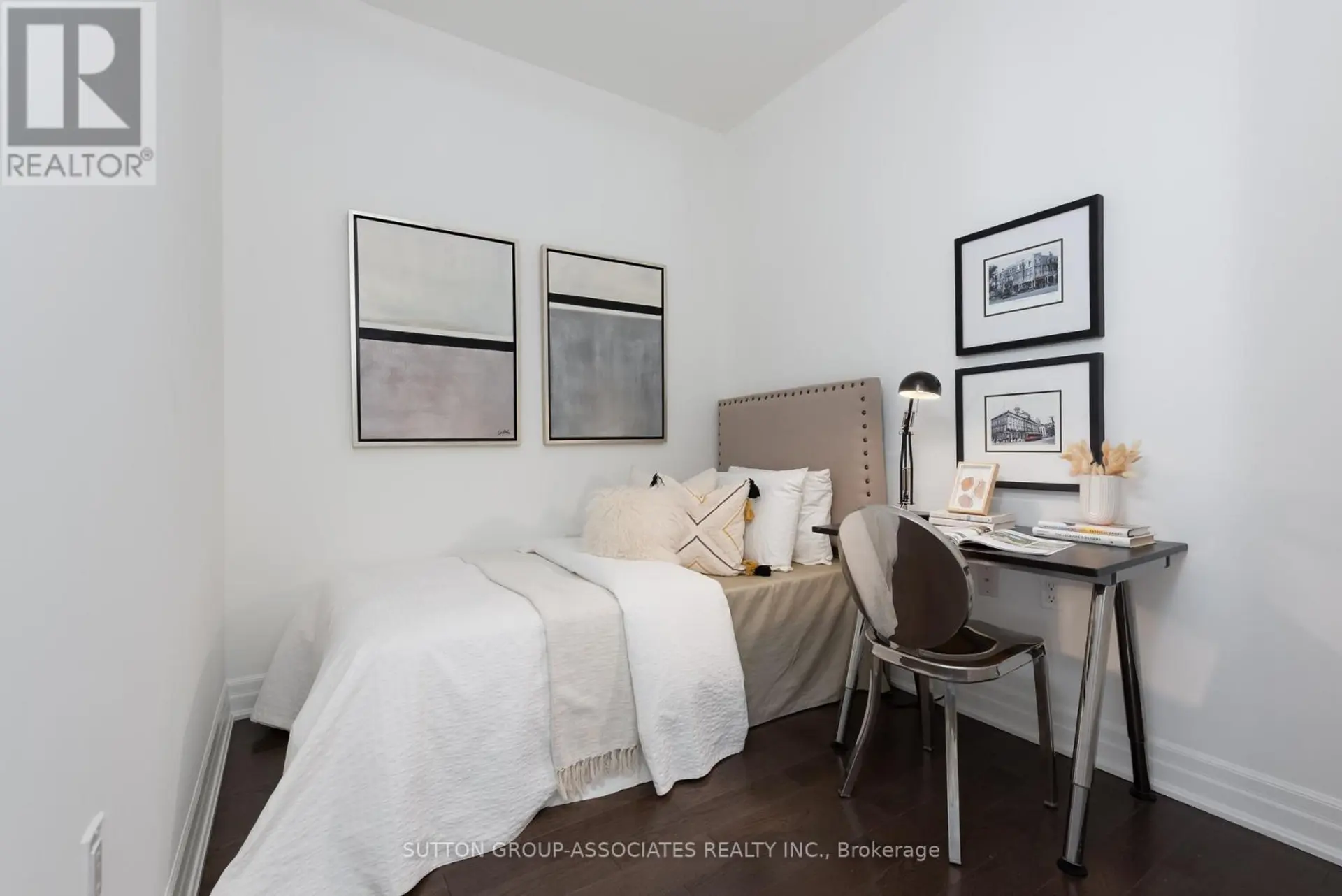 #3212 8 THE ESPLANADE AVENUE - Image 9