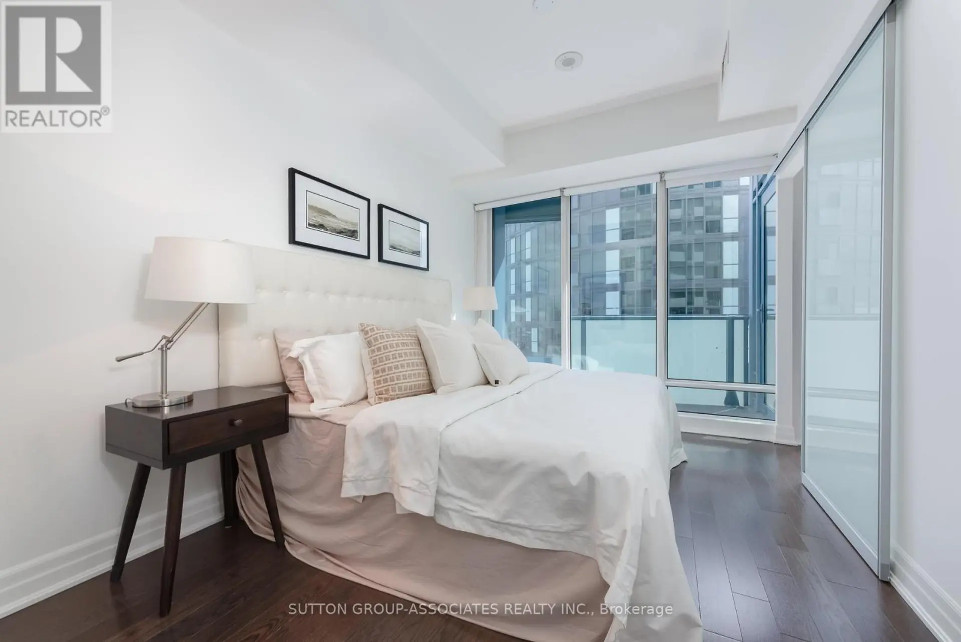 #3212 8 THE ESPLANADE AVENUE - Image 12