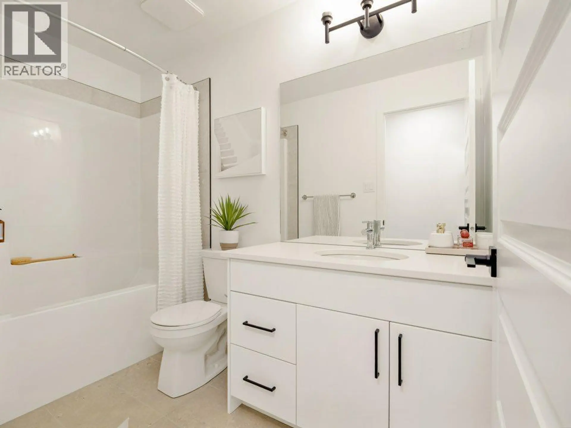 3024 47 STREET S - Image 17