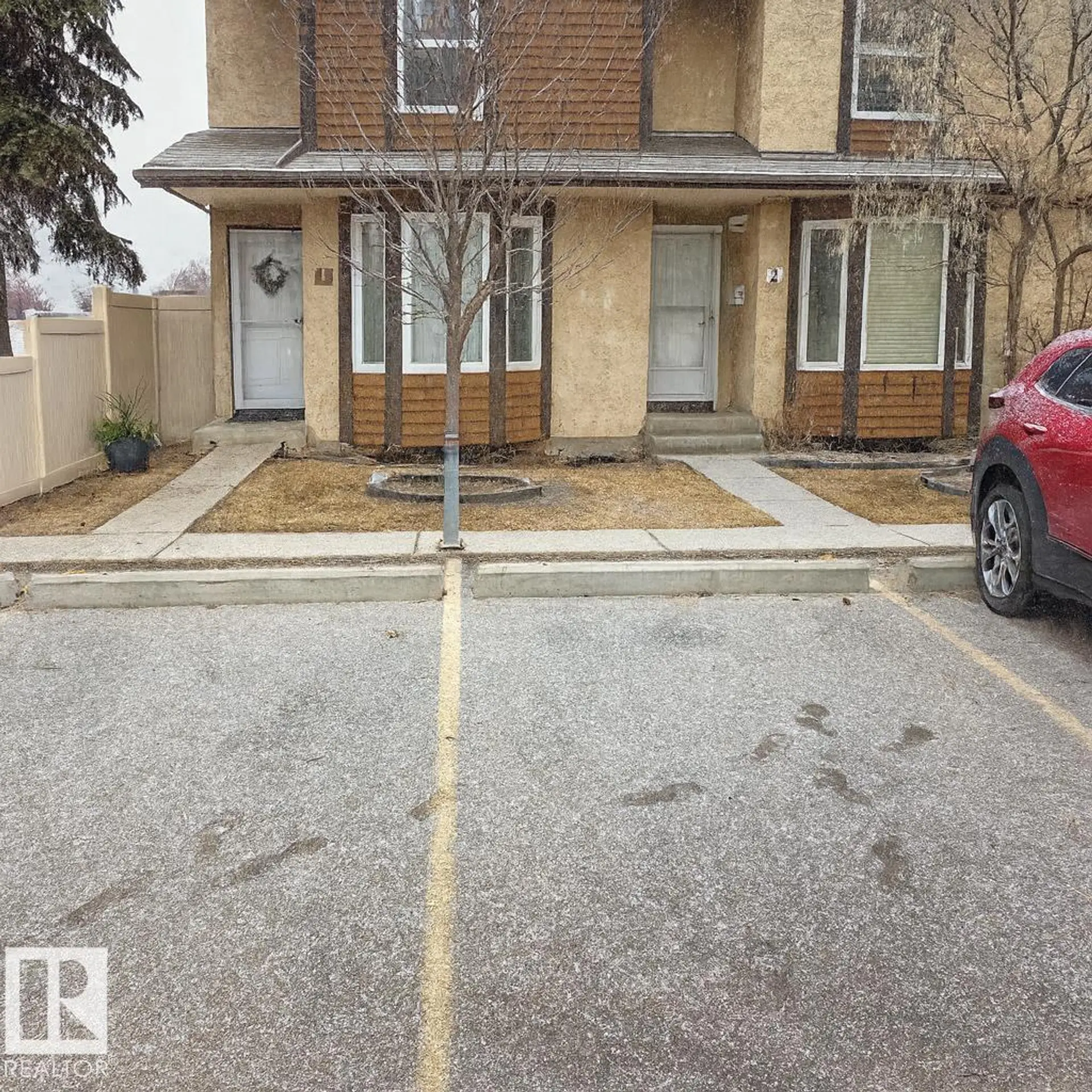 #2 10205 158 AV NW - Image 2