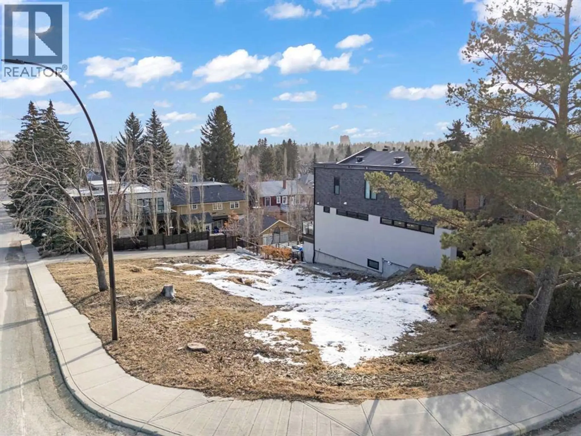 3802 8A Street SW - Image 9