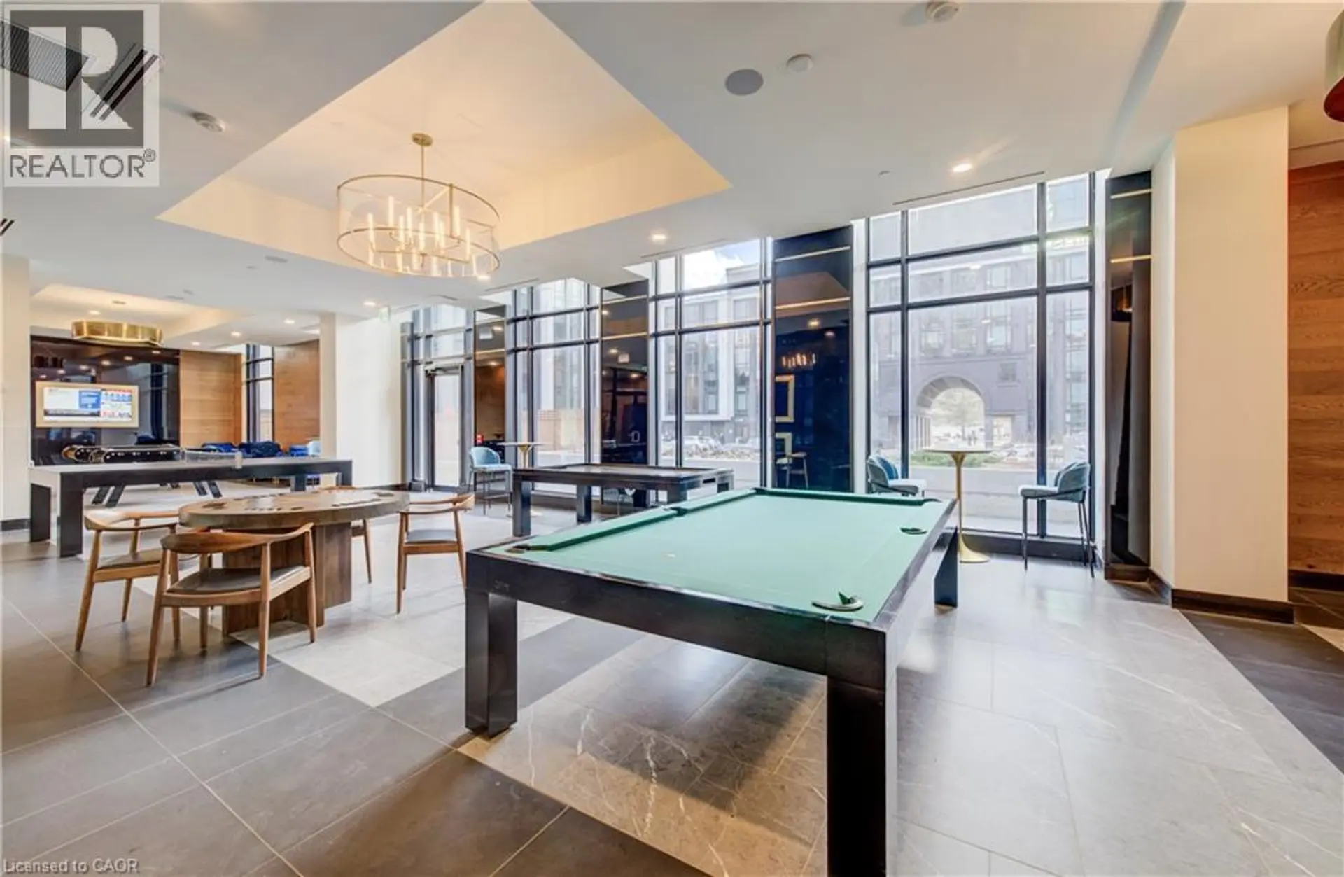#325 145 COLUMBIA Street W - Image 16
