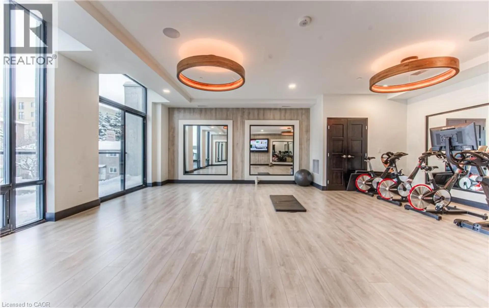 #325 145 COLUMBIA Street W - Image 10