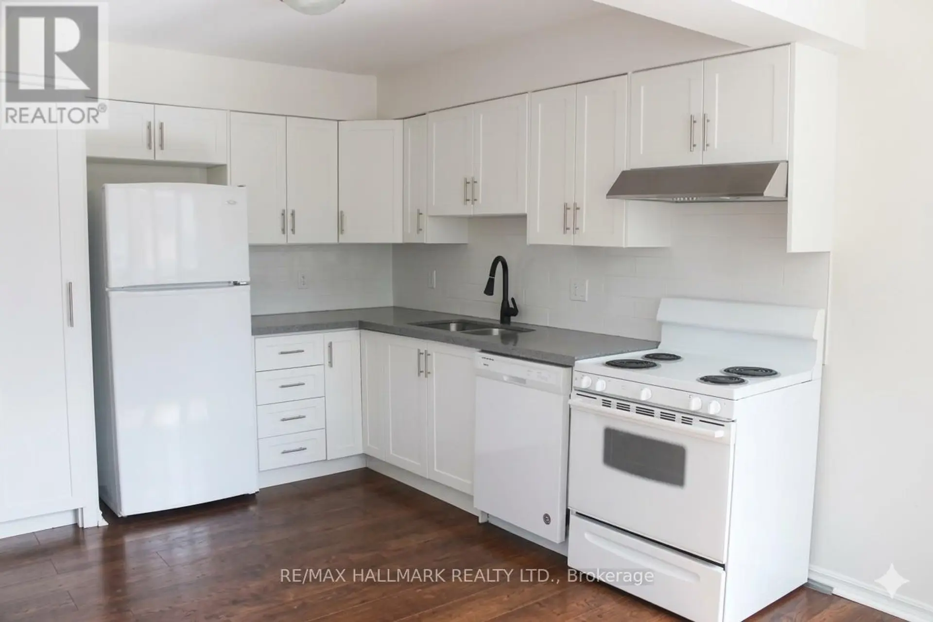 222 BROADWAY AVENUE - Image 11