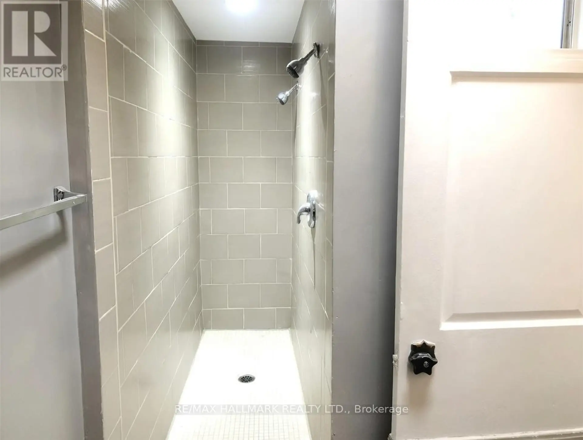 222 BROADWAY AVENUE - Image 3