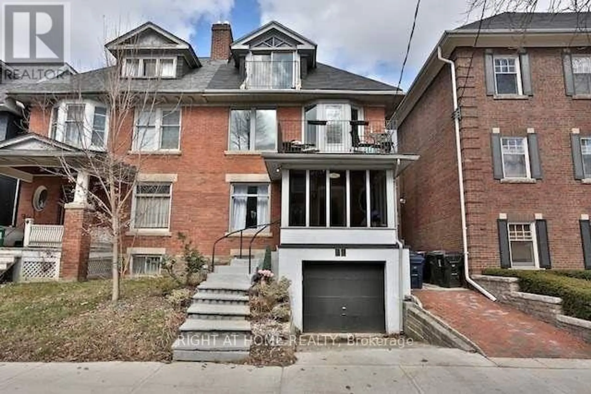 34 MACPHERSON AVENUE - Image 1