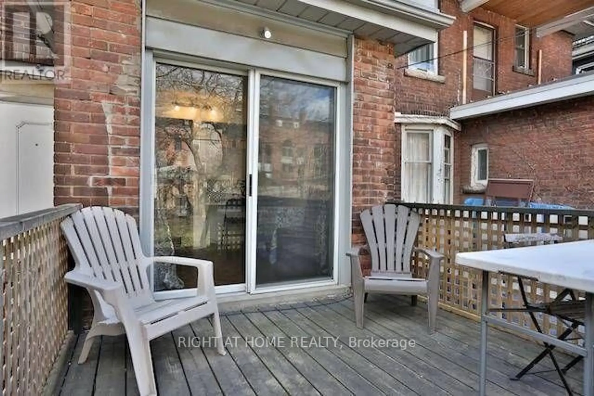 34 MACPHERSON AVENUE - Image 12