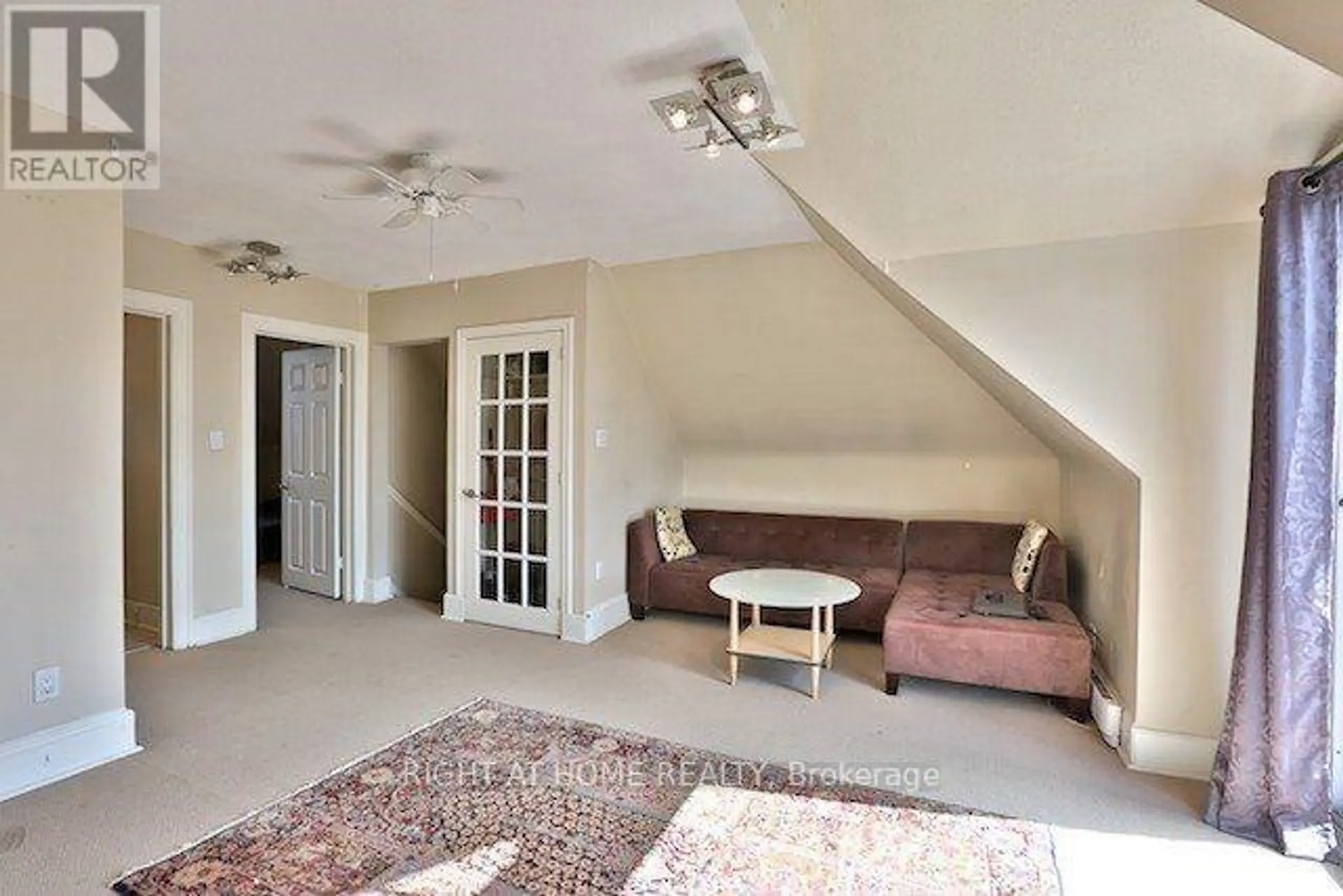 34 MACPHERSON AVENUE - Image 7