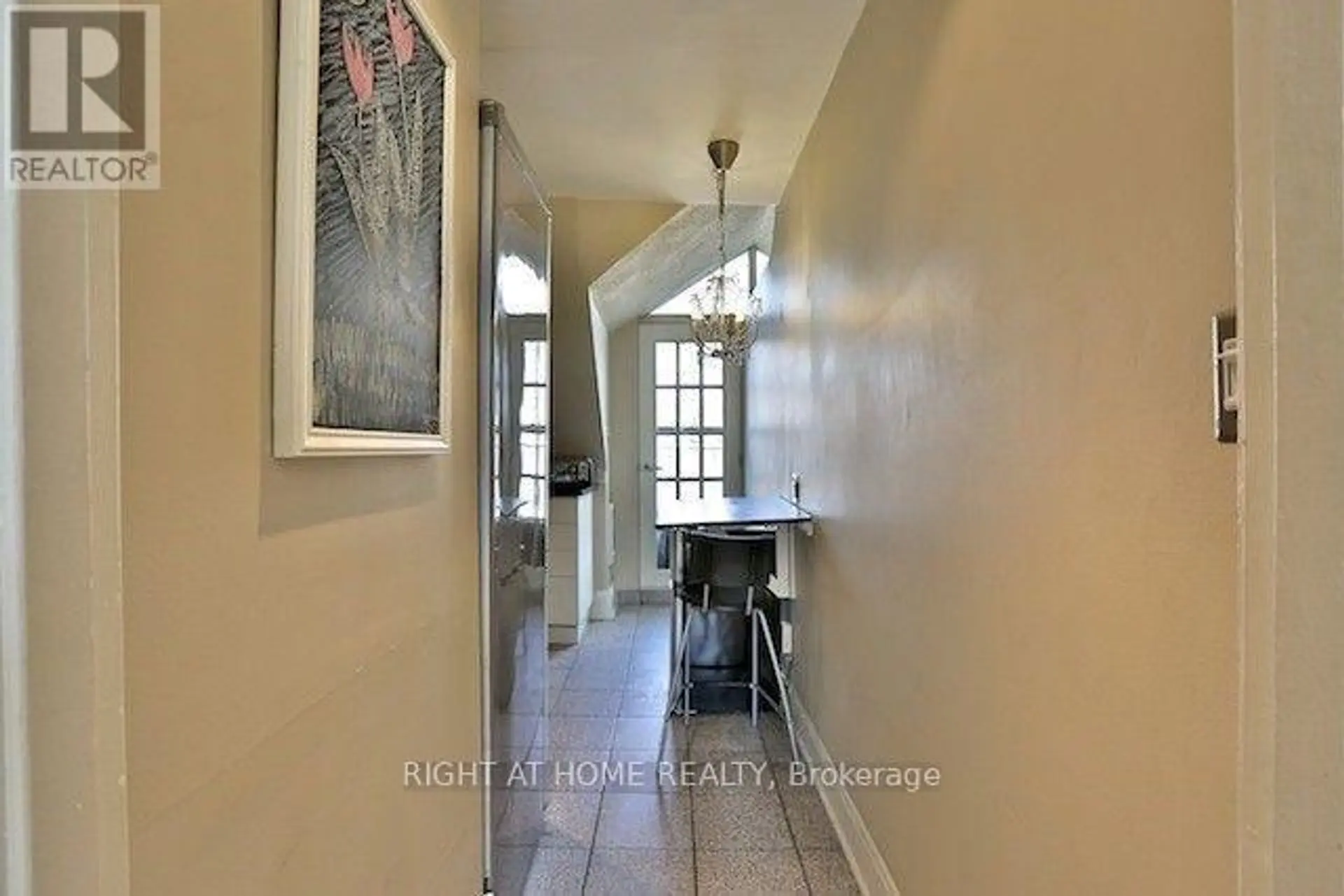 34 MACPHERSON AVENUE - Image 8