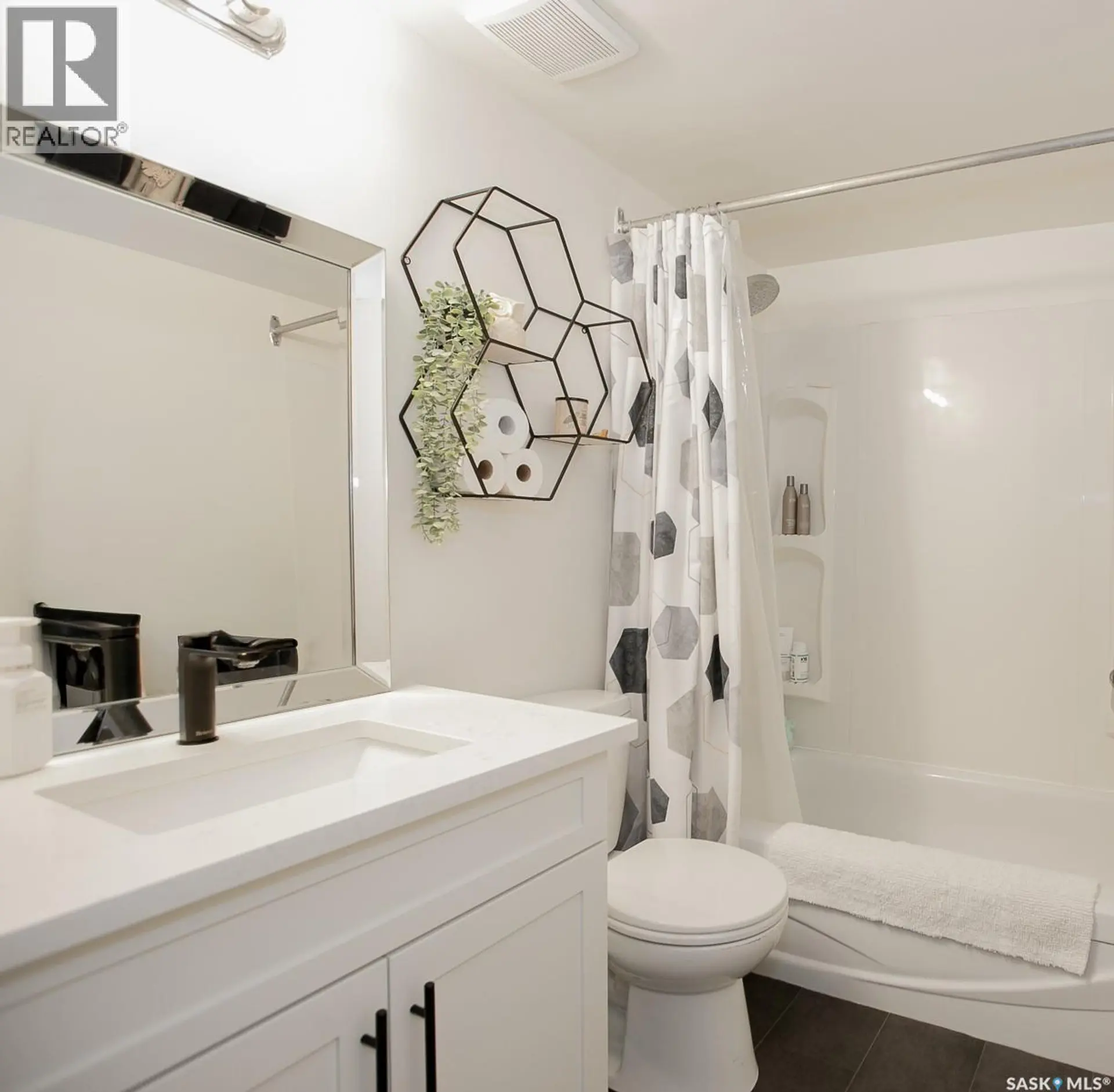 #A 22 NOLLET AVENUE - Image 8