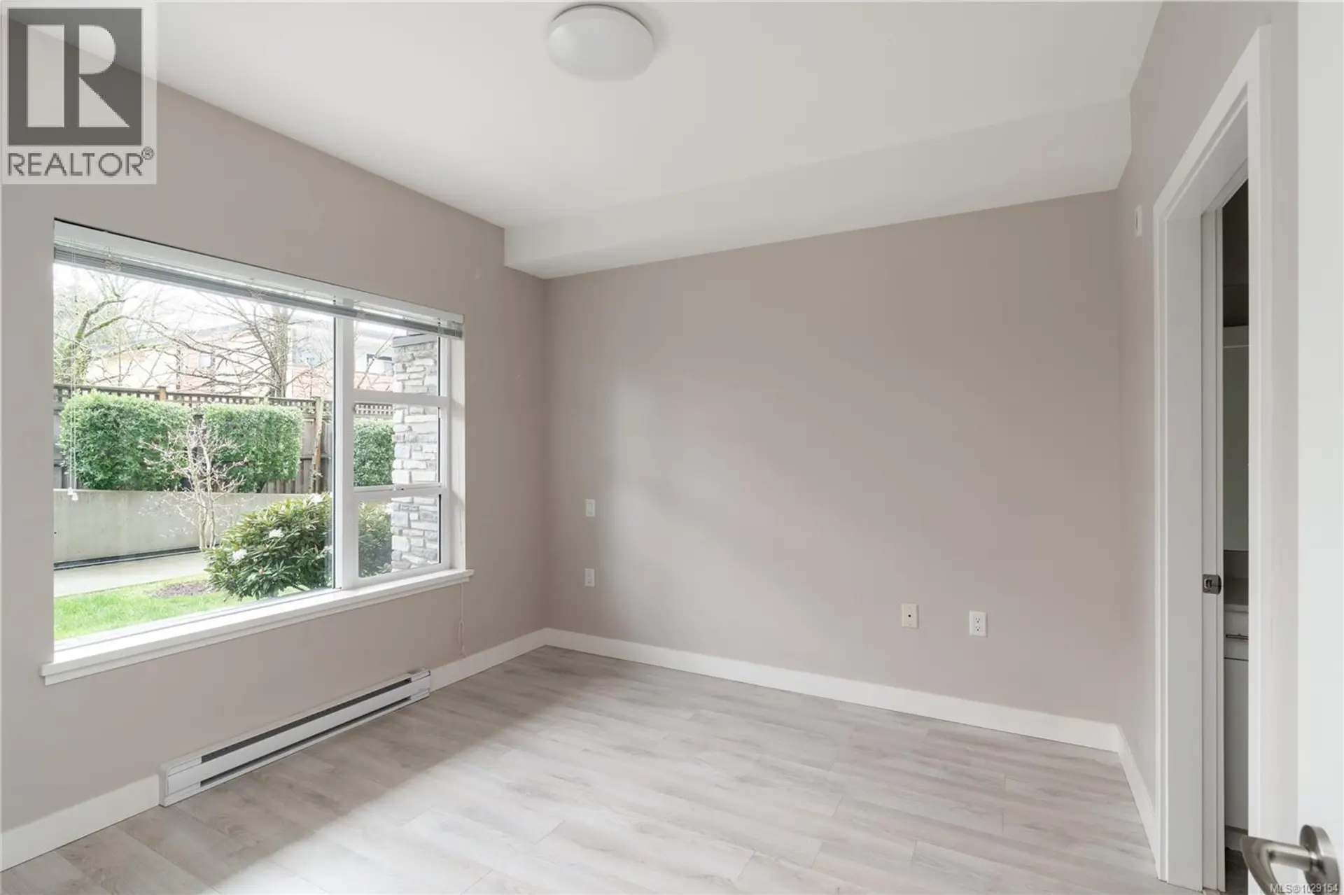 Property at #106 1020 INVERNESS RD, Saanich, BC