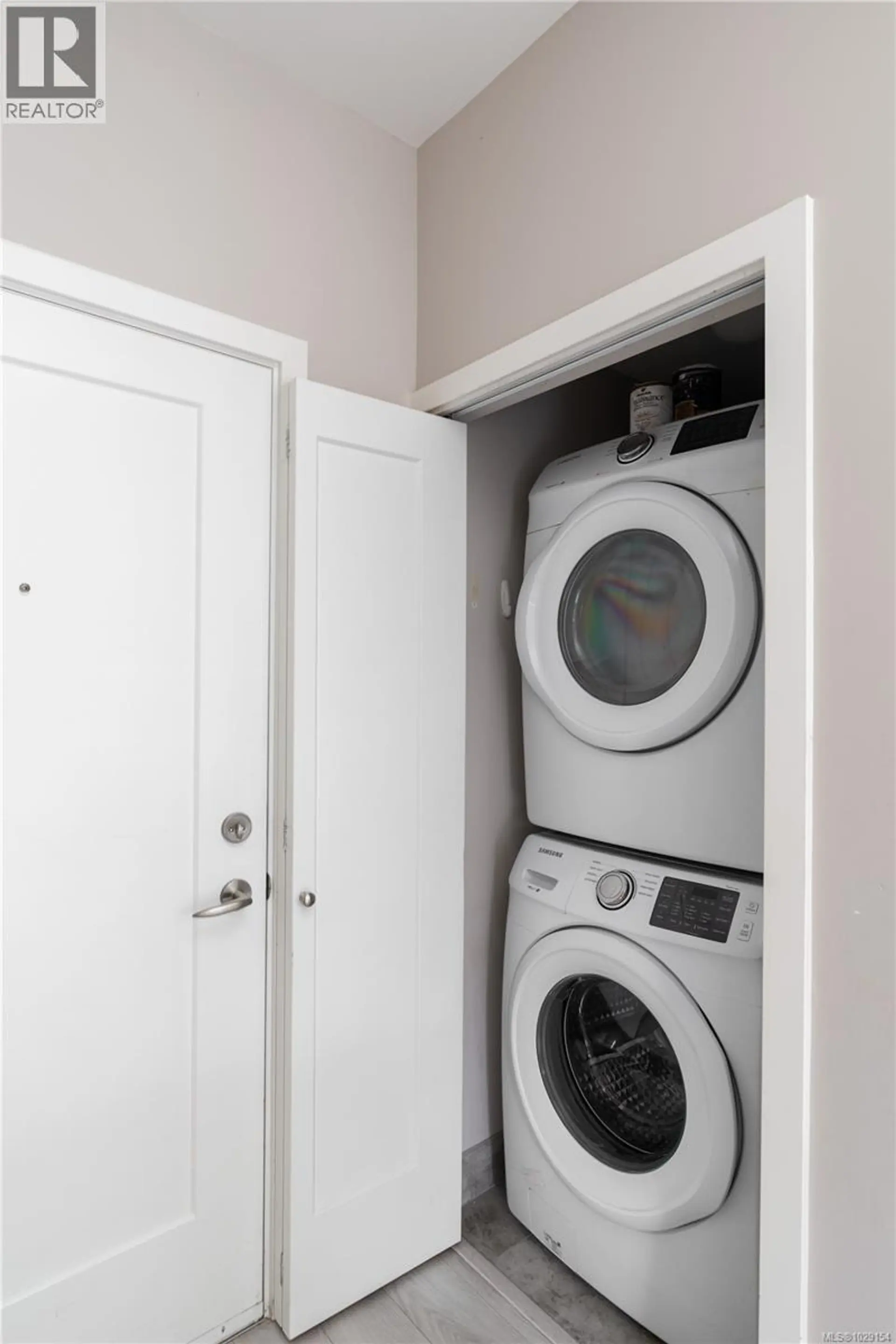 Property at #106 1020 INVERNESS RD, Saanich, BC